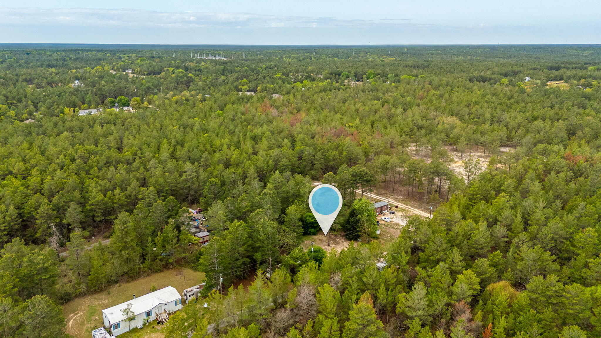 COUNTRY CLUB MANOR - Land