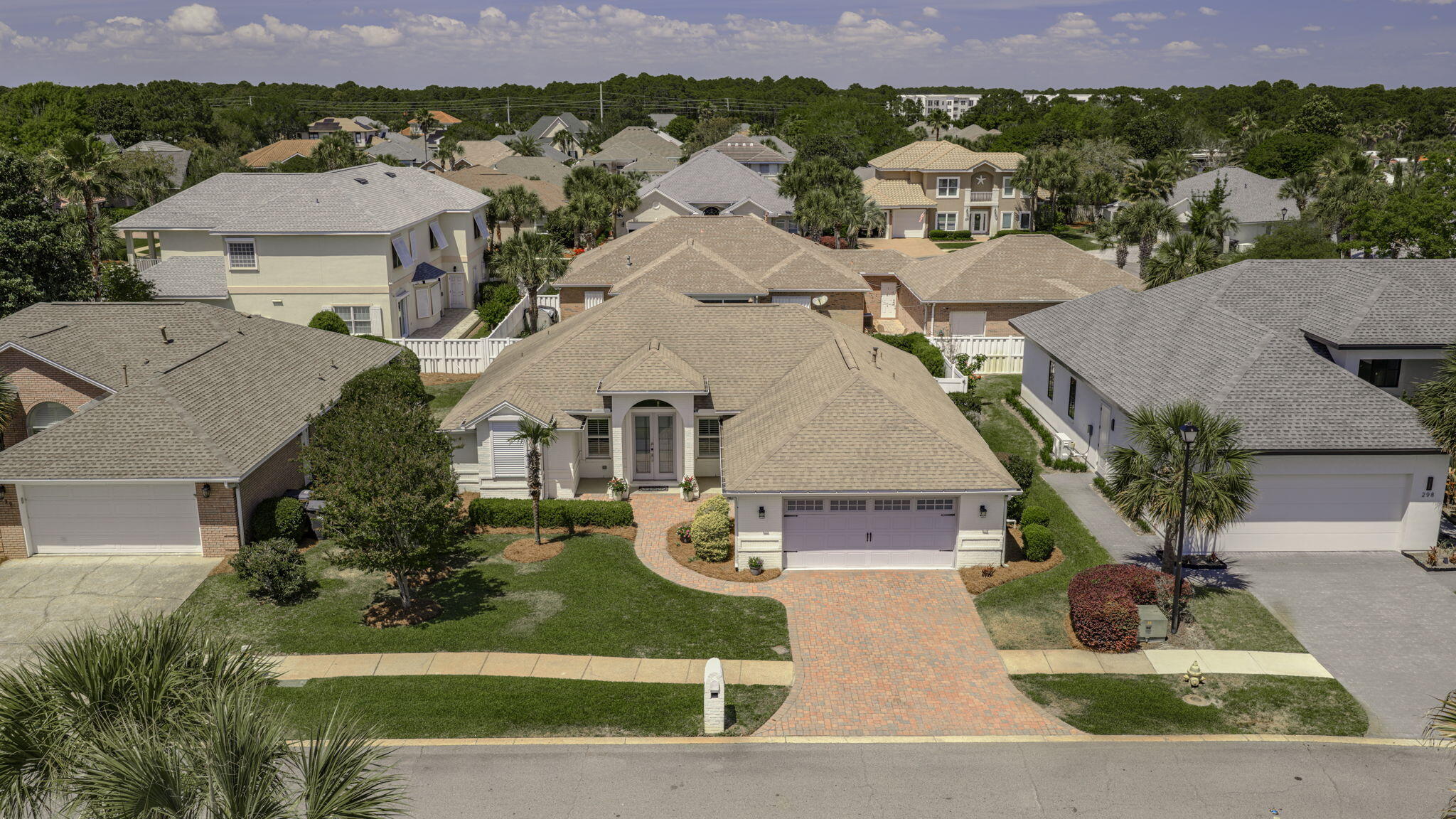 AVALON BEACH ESTATES - Residential