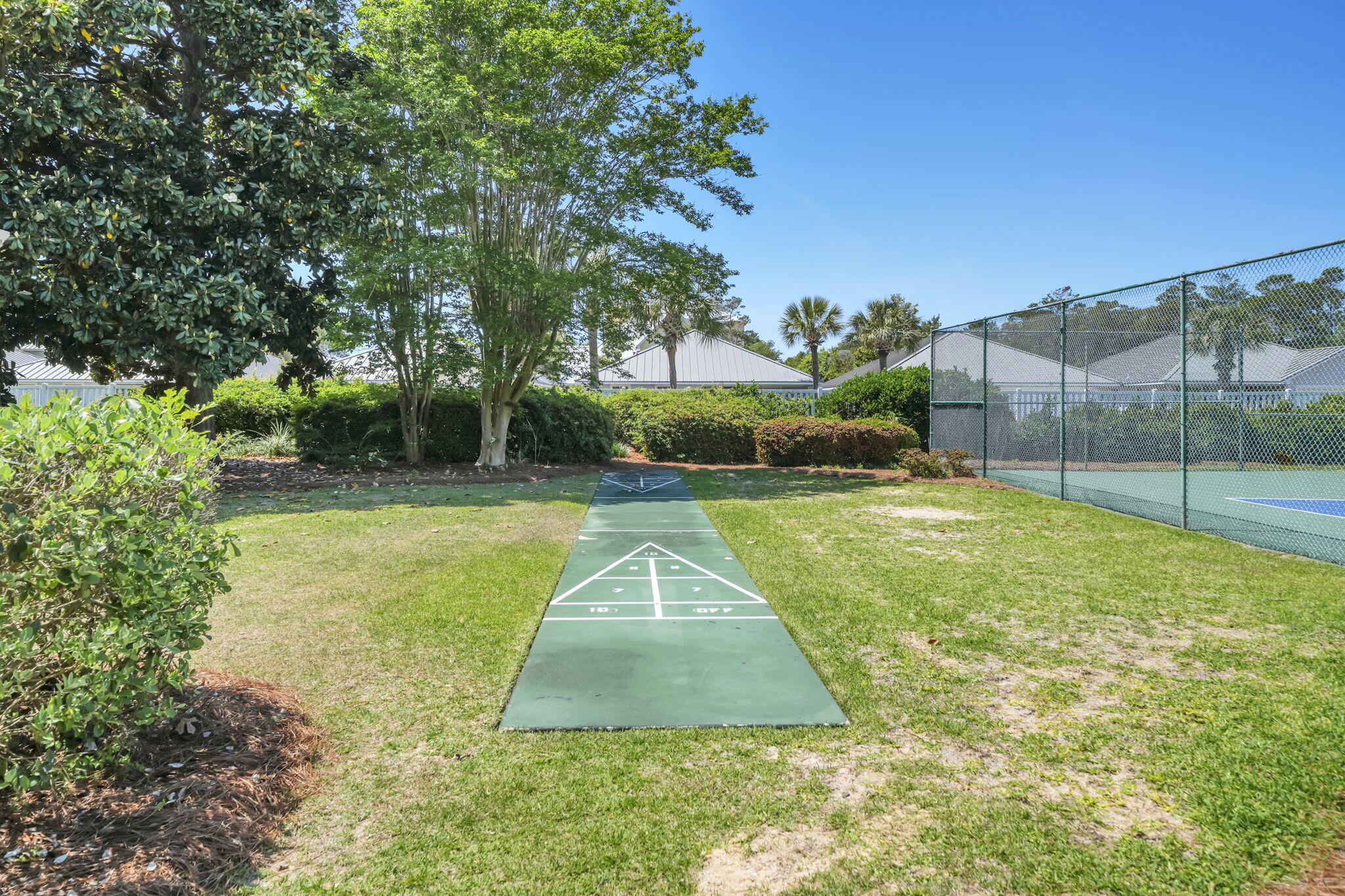 AVALON BEACH ESTATES - Residential