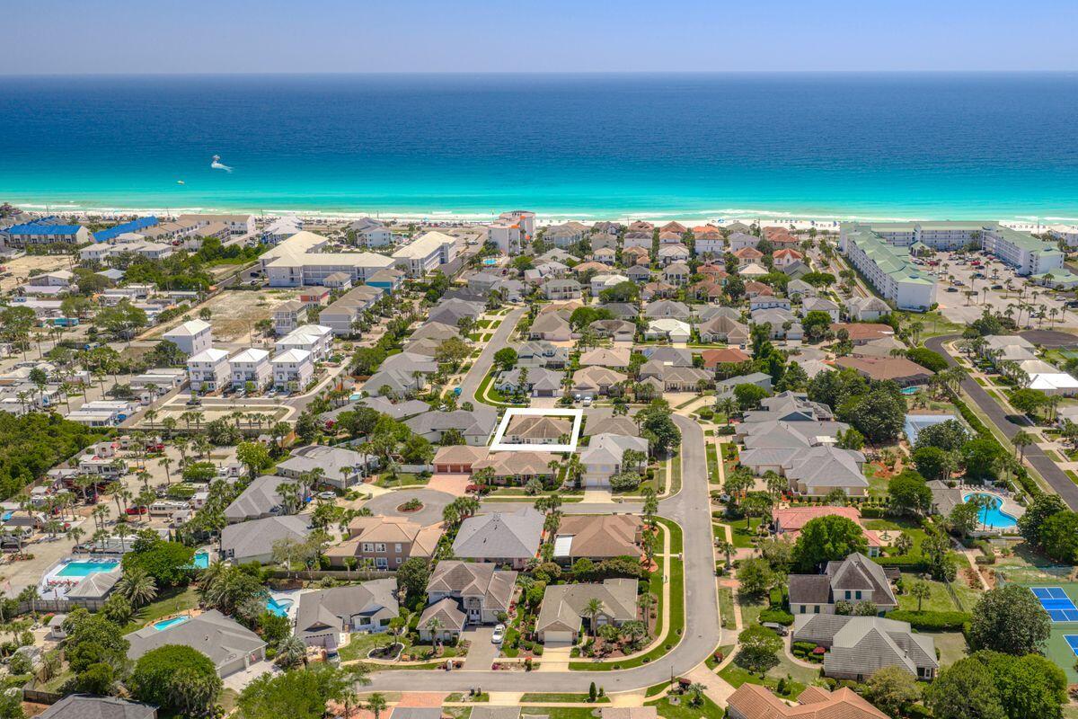 AVALON BEACH ESTATES - Residential