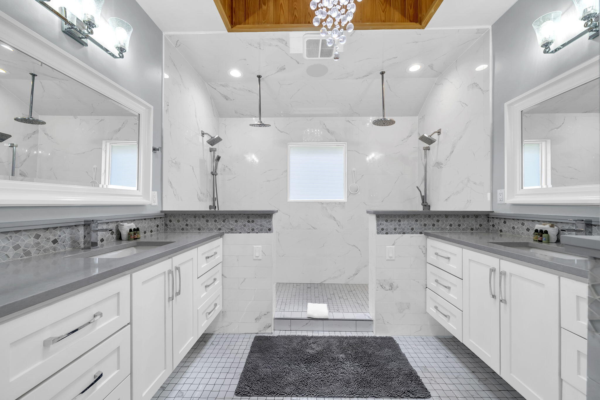 AVALON BEACH ESTATES - Residential