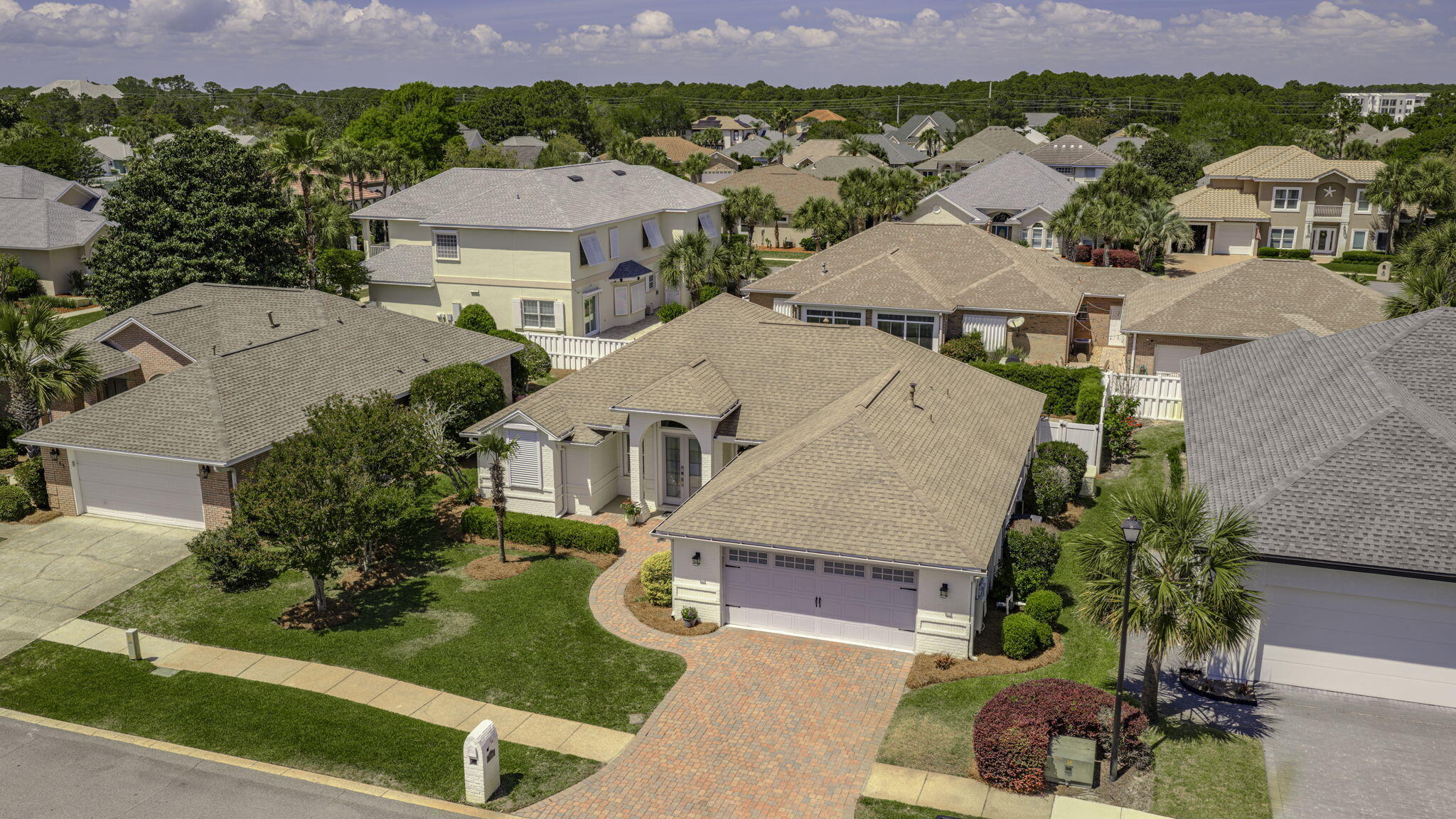 AVALON BEACH ESTATES - Residential