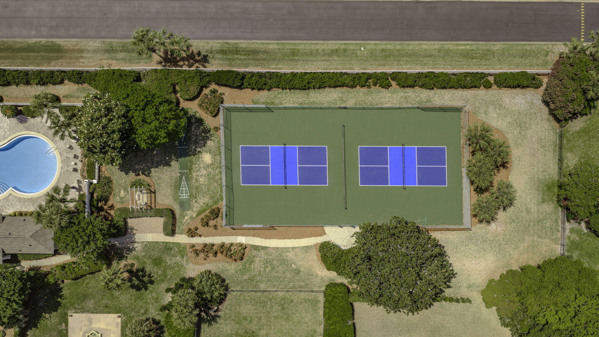 AVALON BEACH ESTATES - Residential