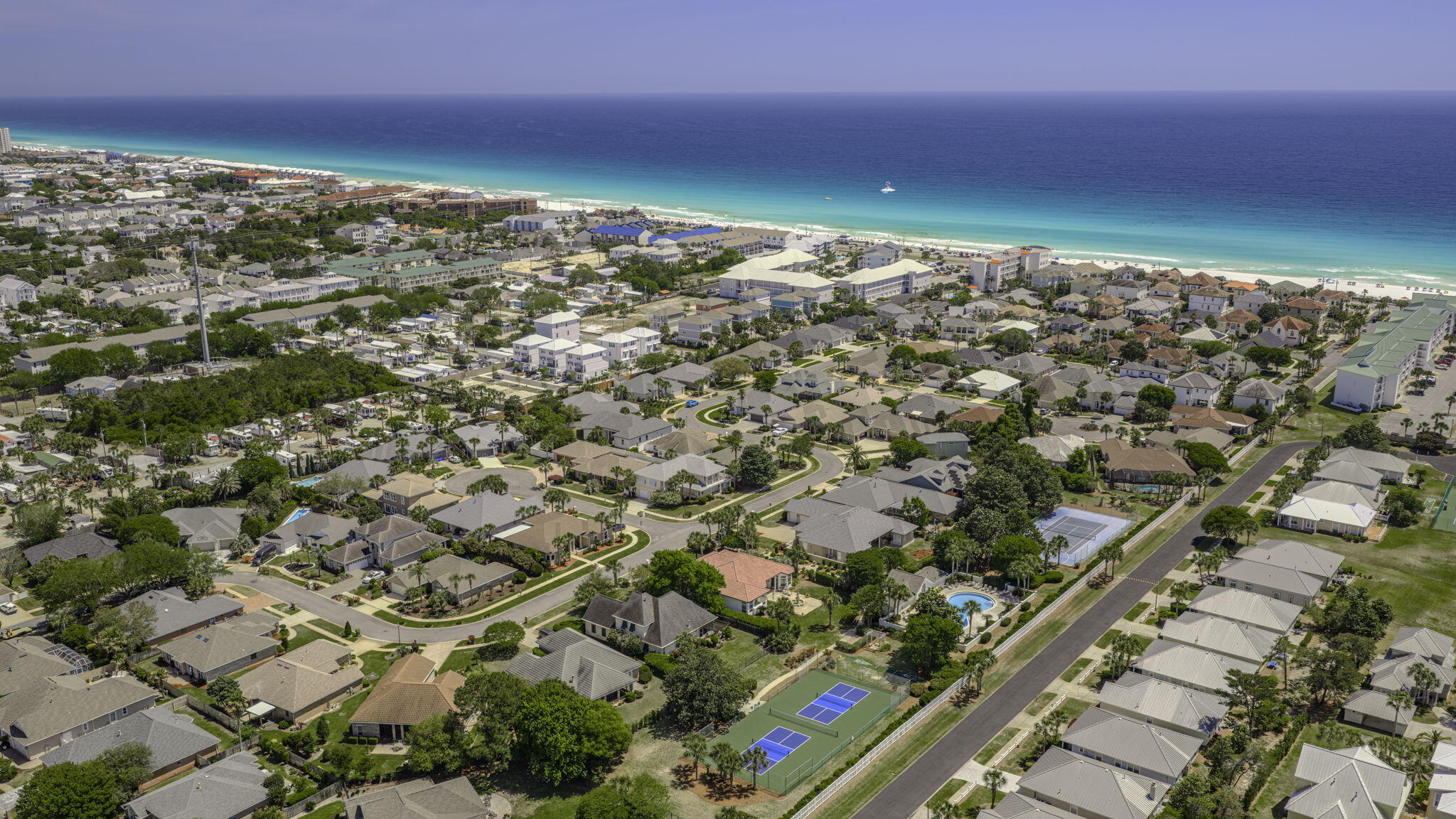 AVALON BEACH ESTATES - Residential