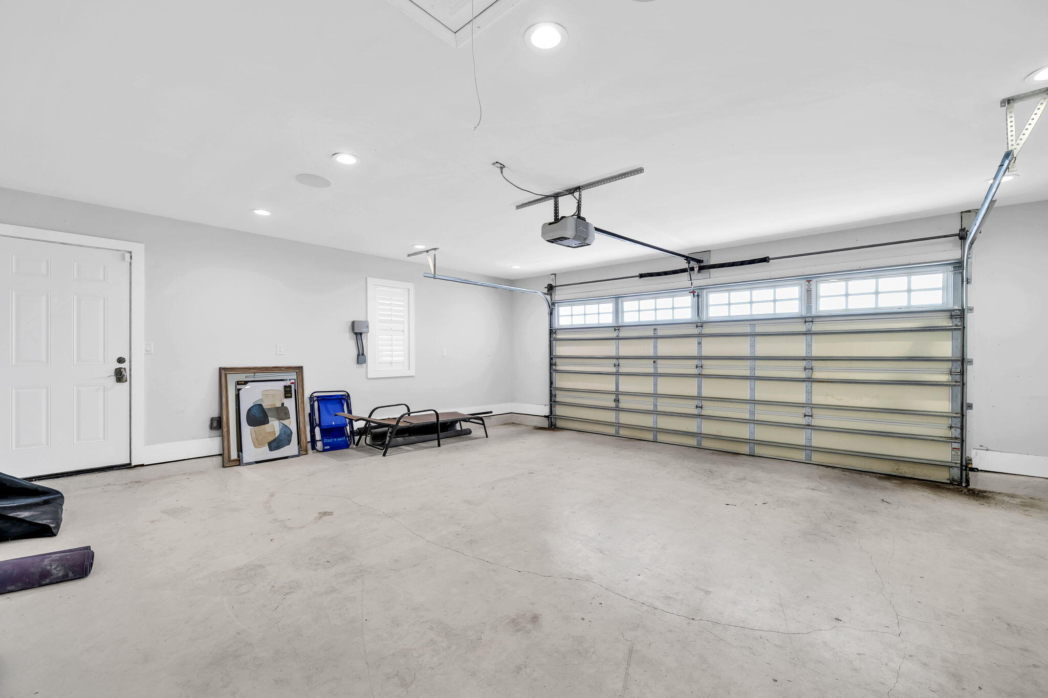 AVALON BEACH ESTATES - Residential