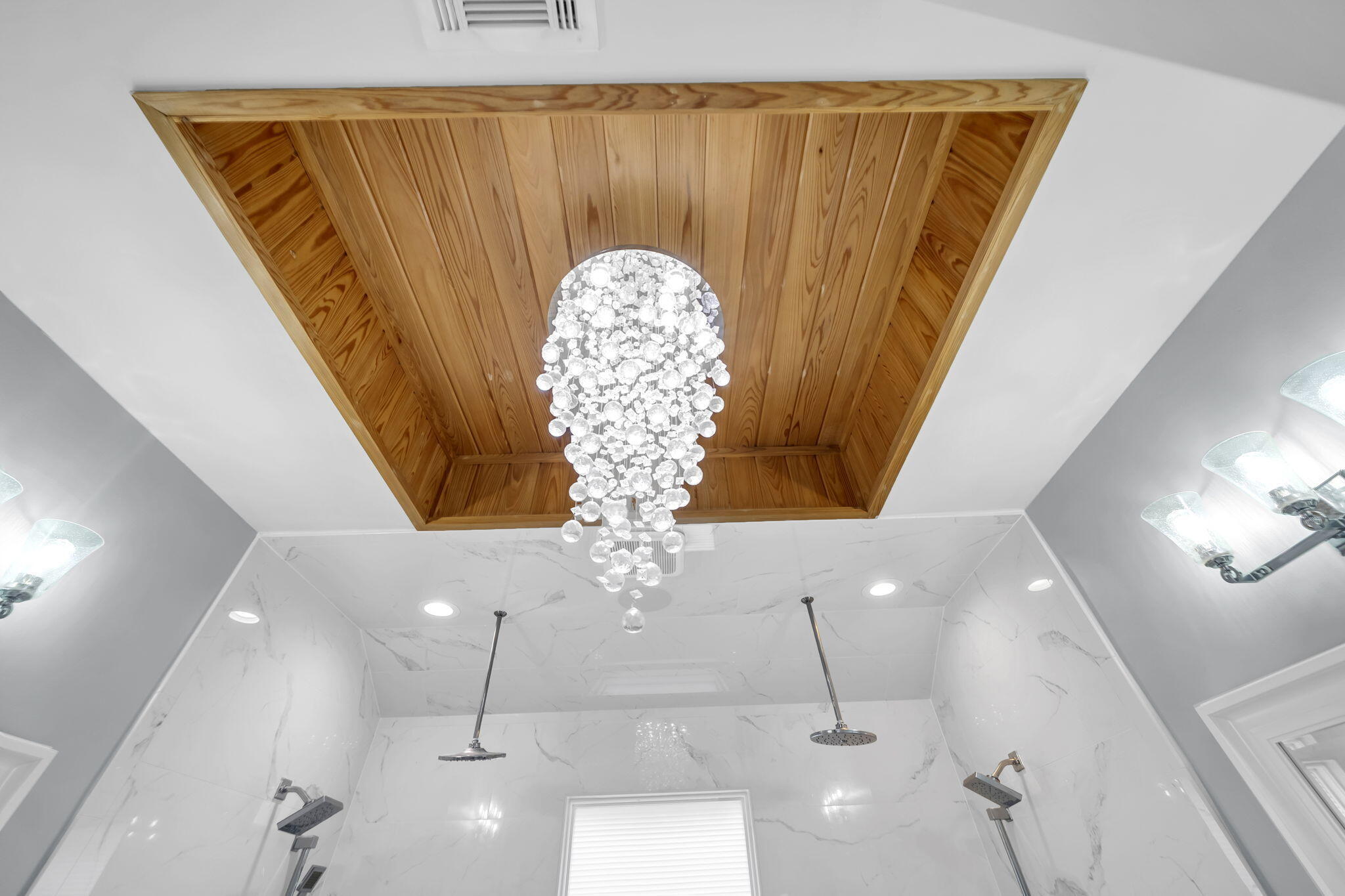 AVALON BEACH ESTATES - Residential