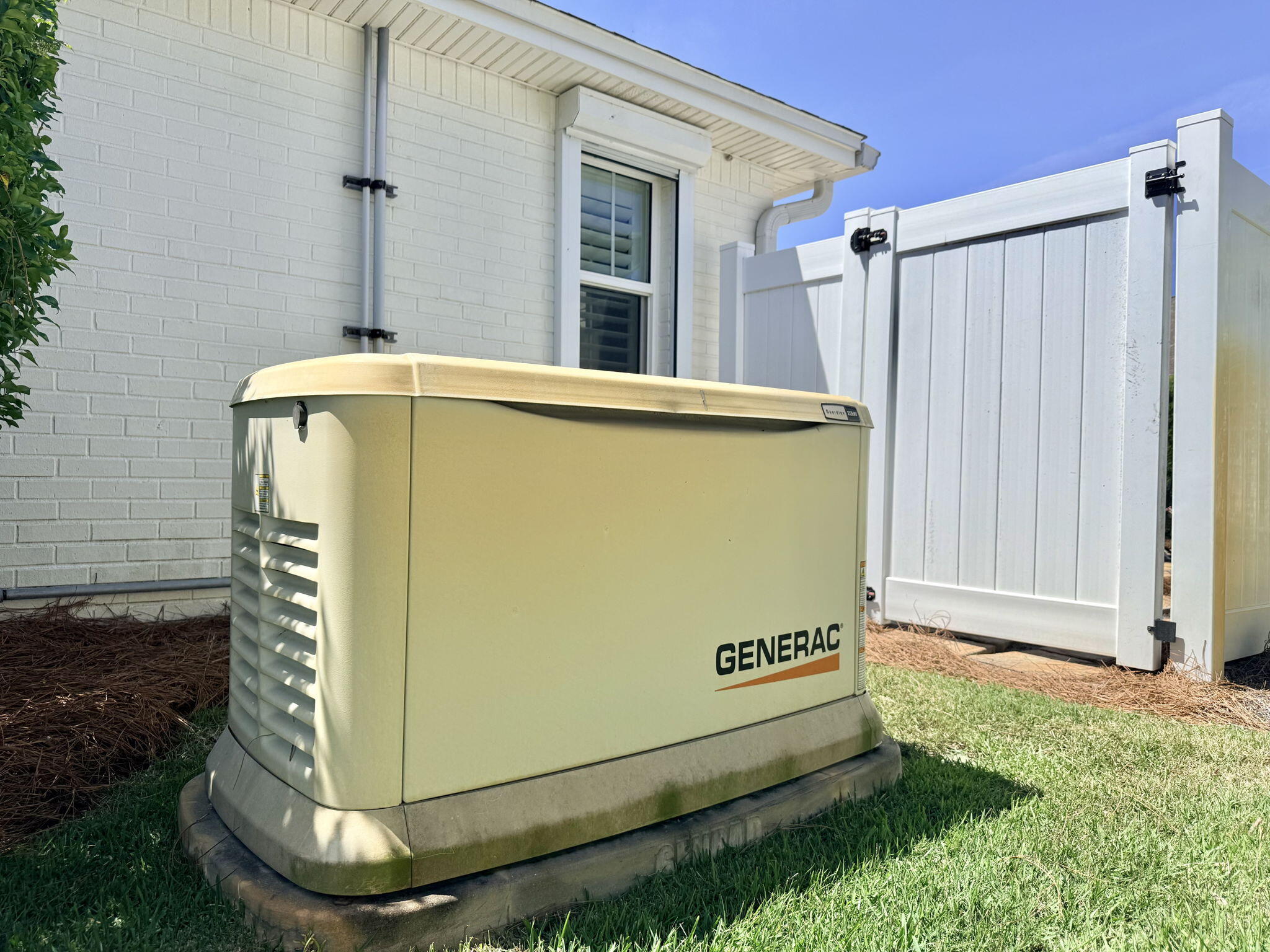 AVALON BEACH ESTATES - Residential