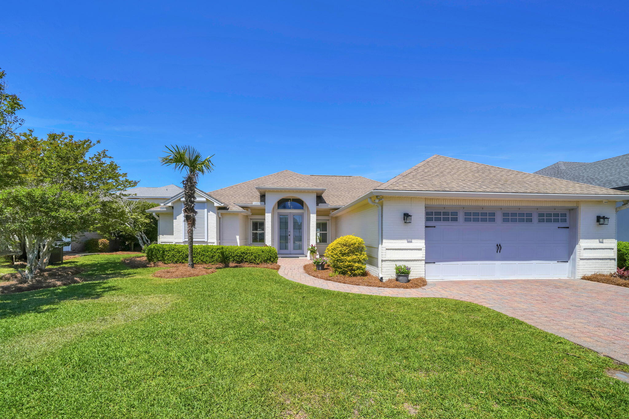 AVALON BEACH ESTATES - Residential