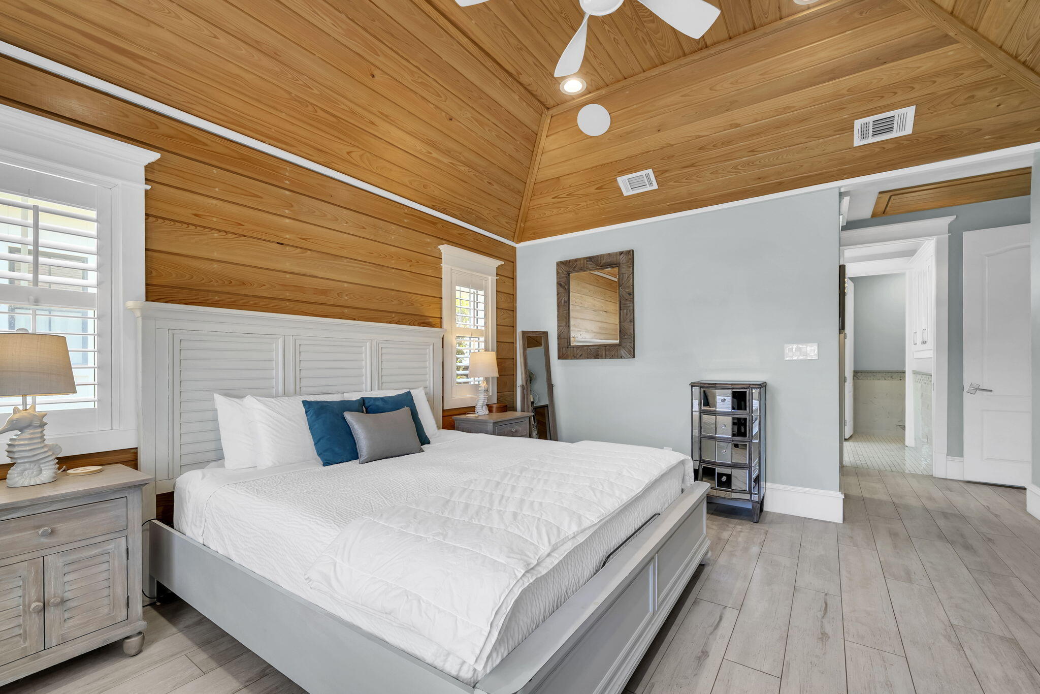 AVALON BEACH ESTATES - Residential