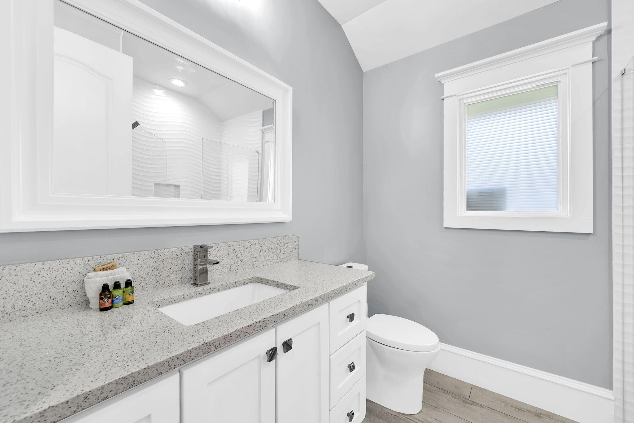 AVALON BEACH ESTATES - Residential