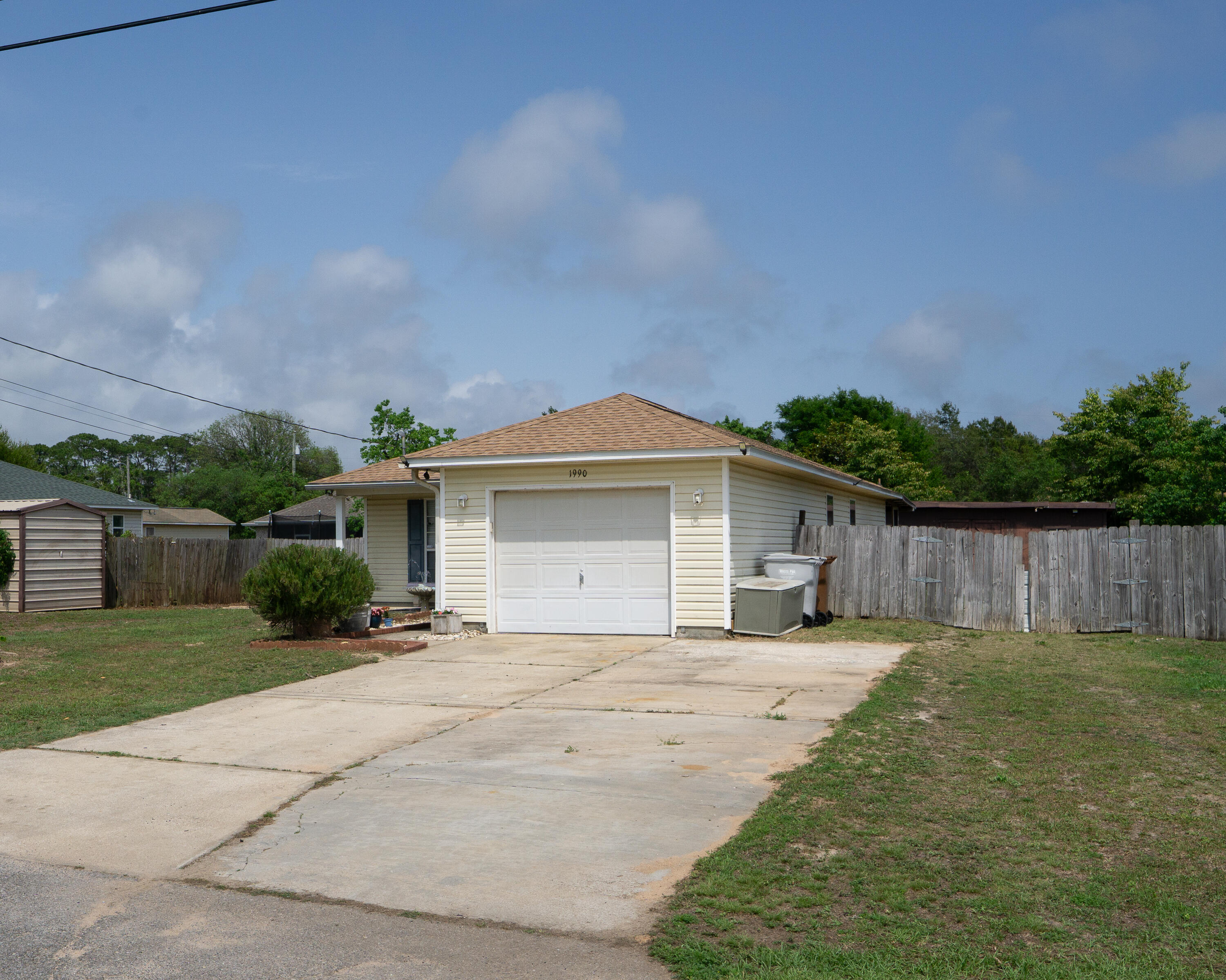 EAST BAY HEIGHTS LOT 24 BLK H AS DES IN OR 3751 PG 87 - Residential