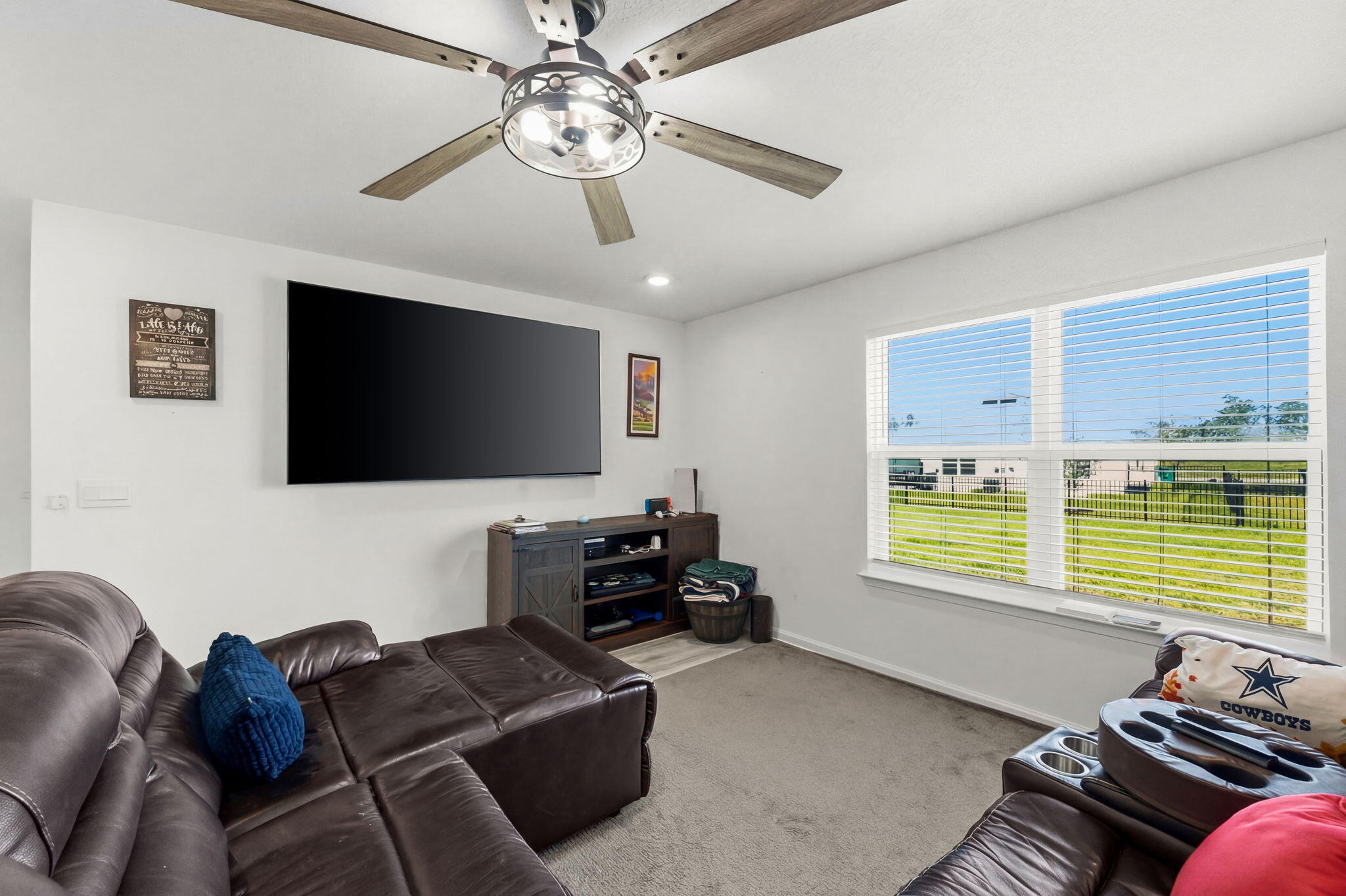 RIVERWALK PH I - Residential Lease