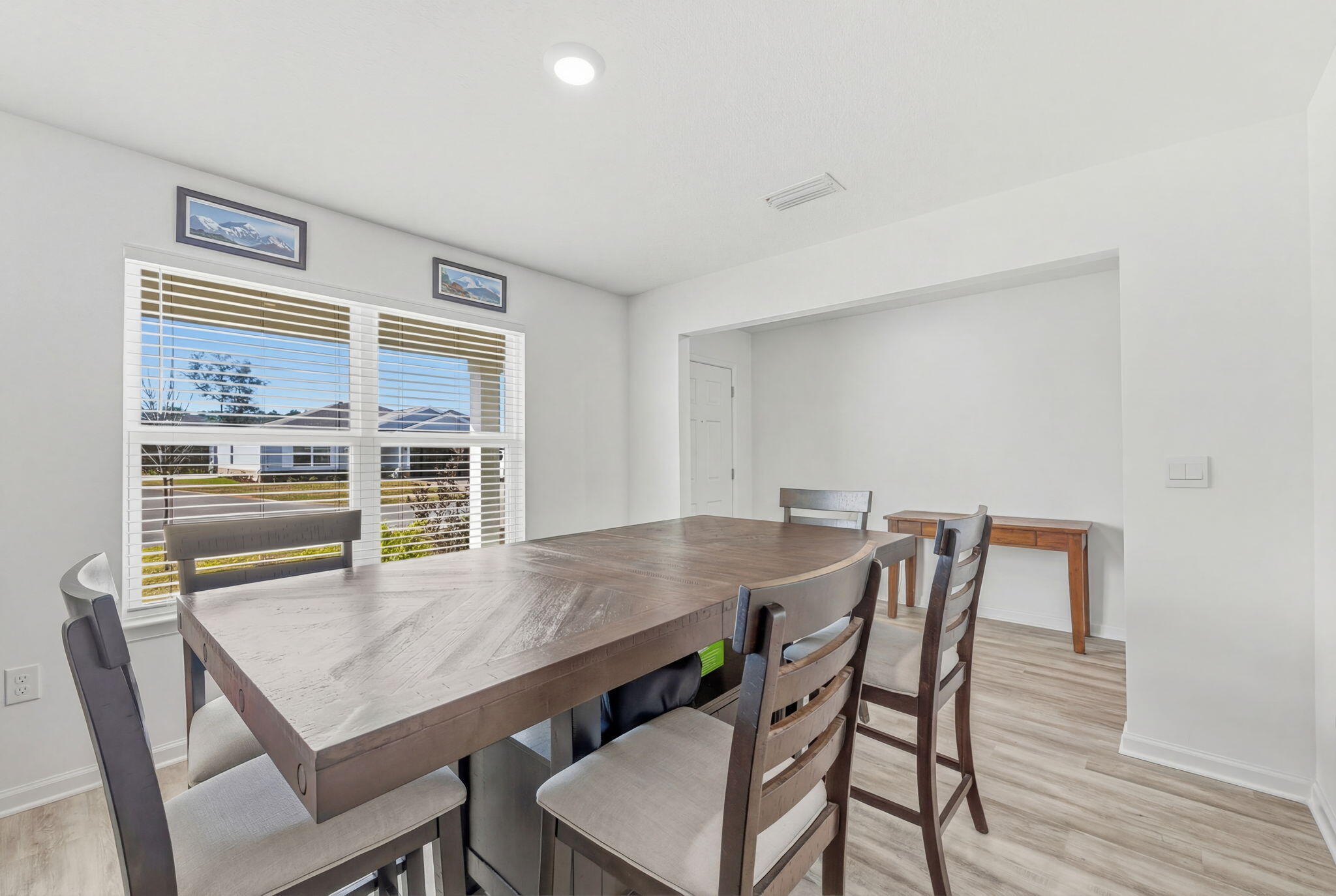 RIVERWALK PH I - Residential Lease