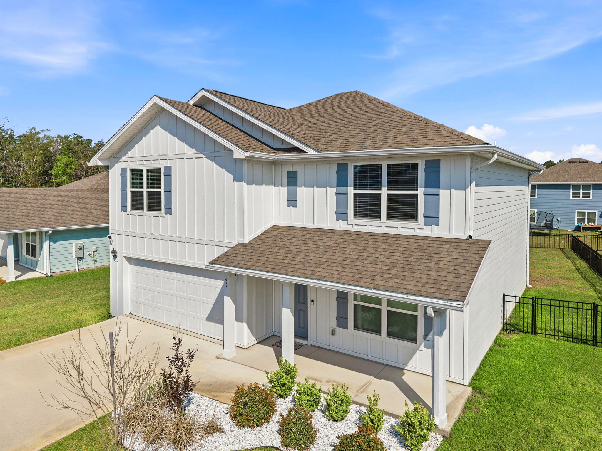 RIVERWALK PH I - Residential Lease