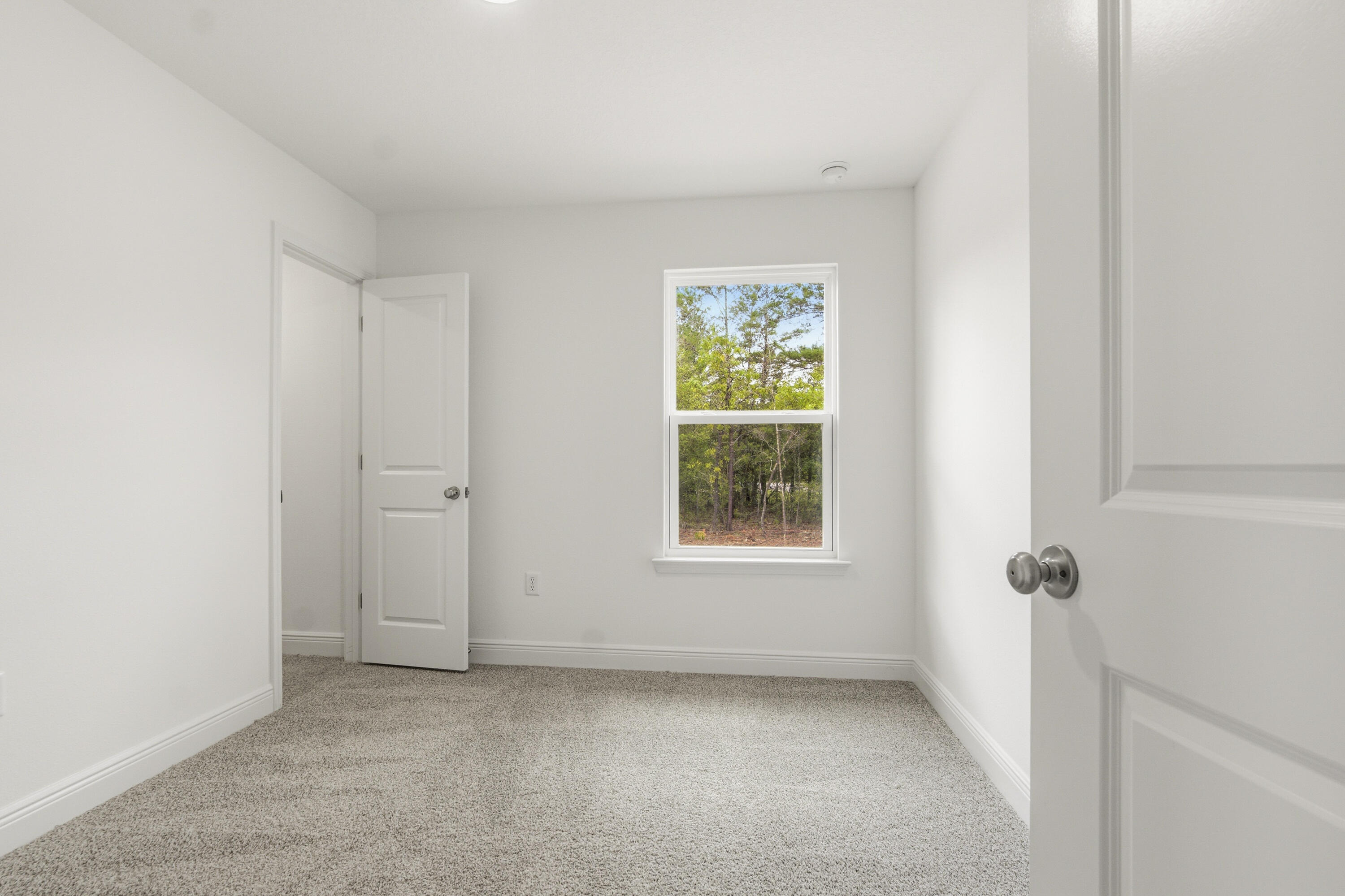 COUNTRY CLUB MANOR EAST - Residential