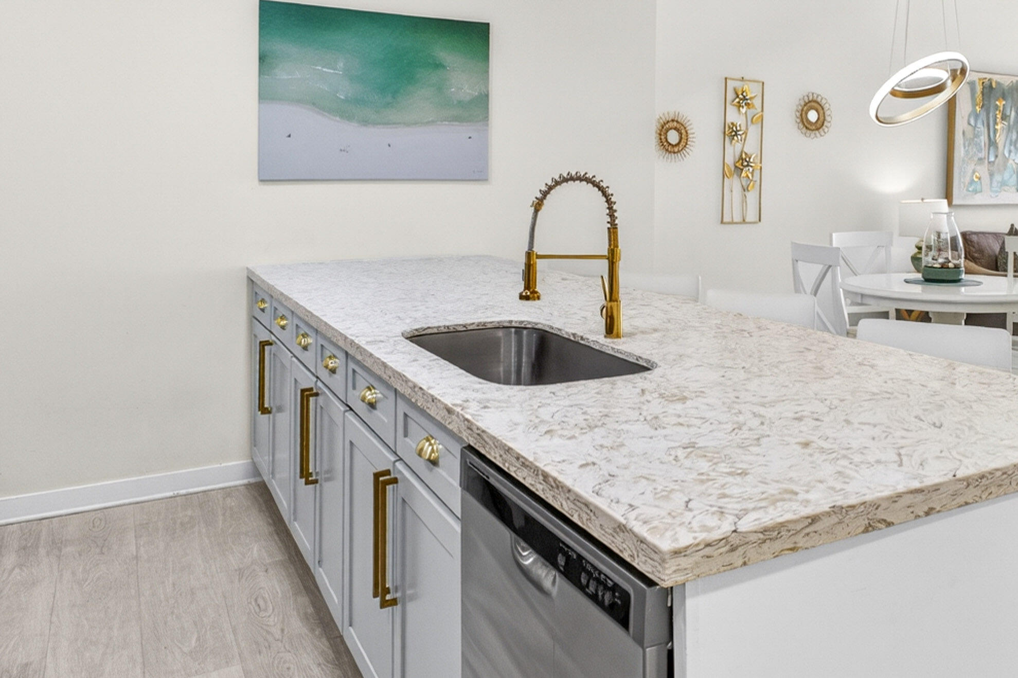 LUAU II - Residential