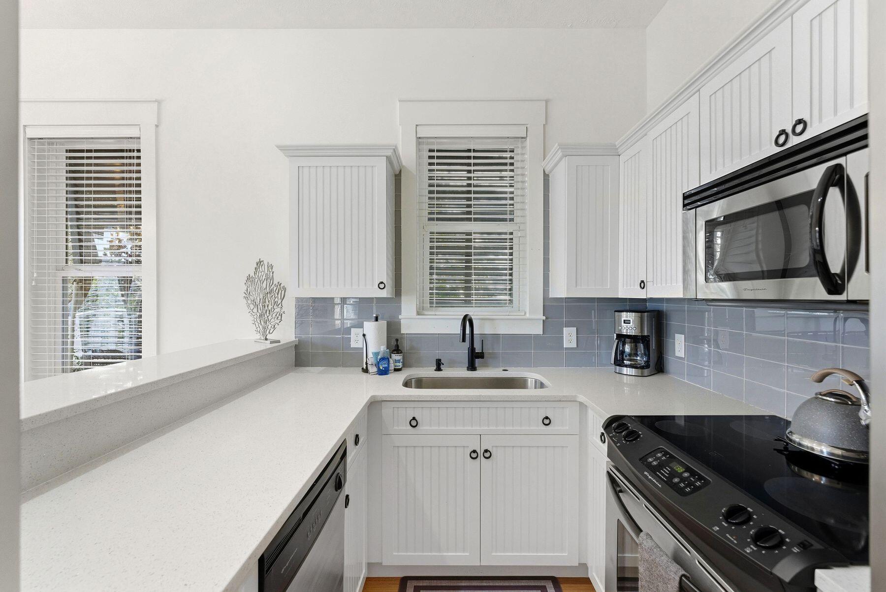 SEACREST EAST - Land