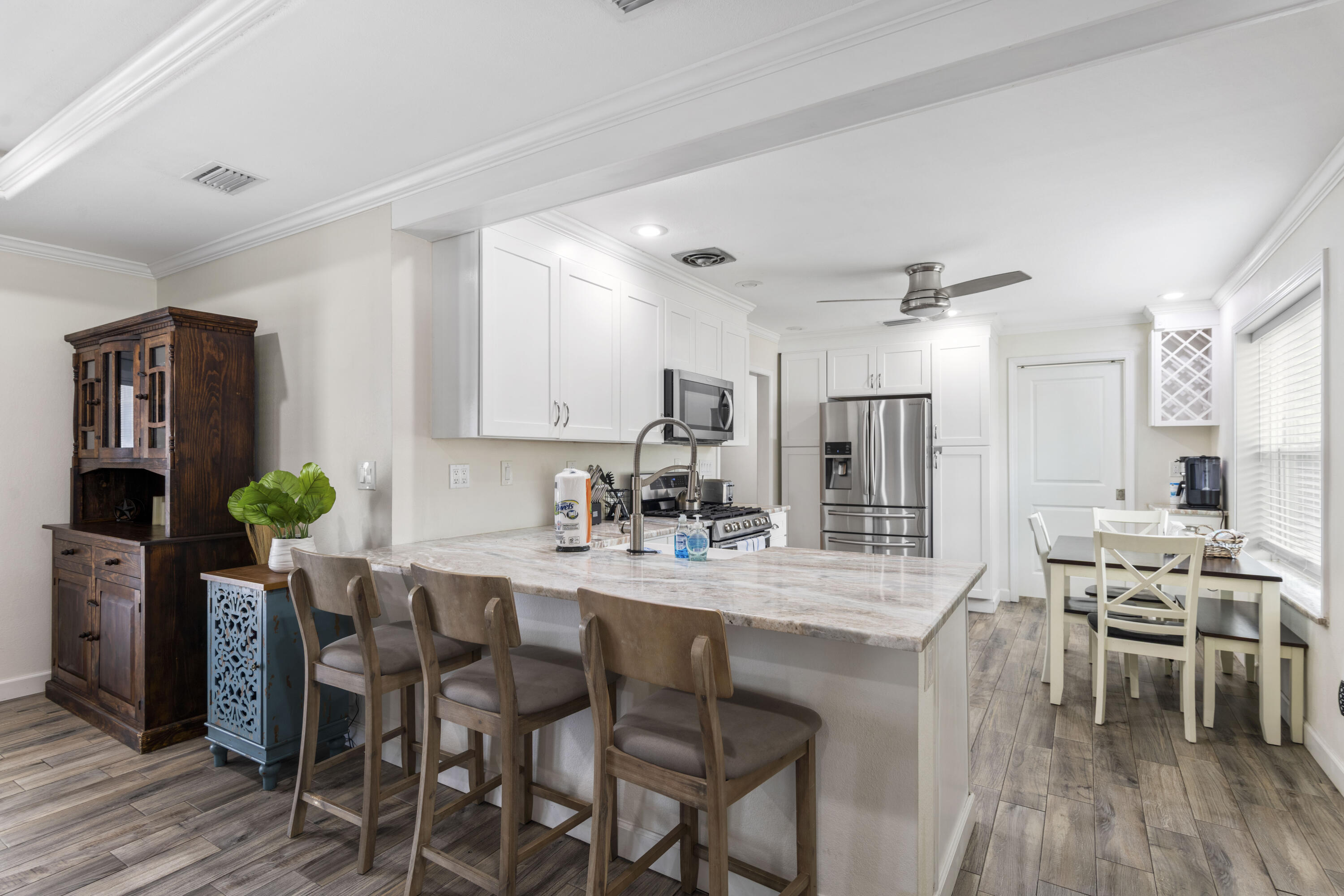 Sea Breeze - Residential