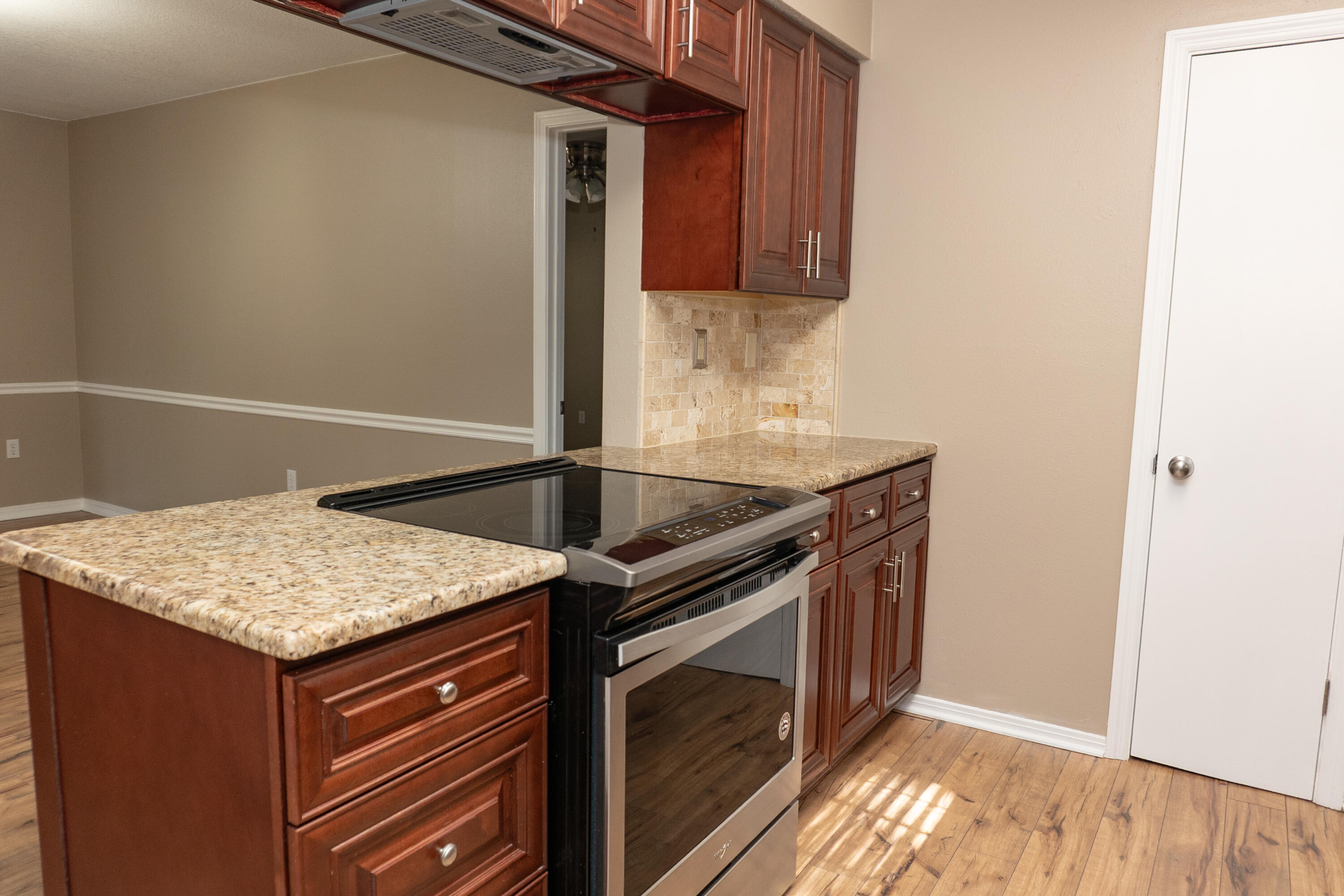 COUNTRYVIEW ESTATES - Residential Lease