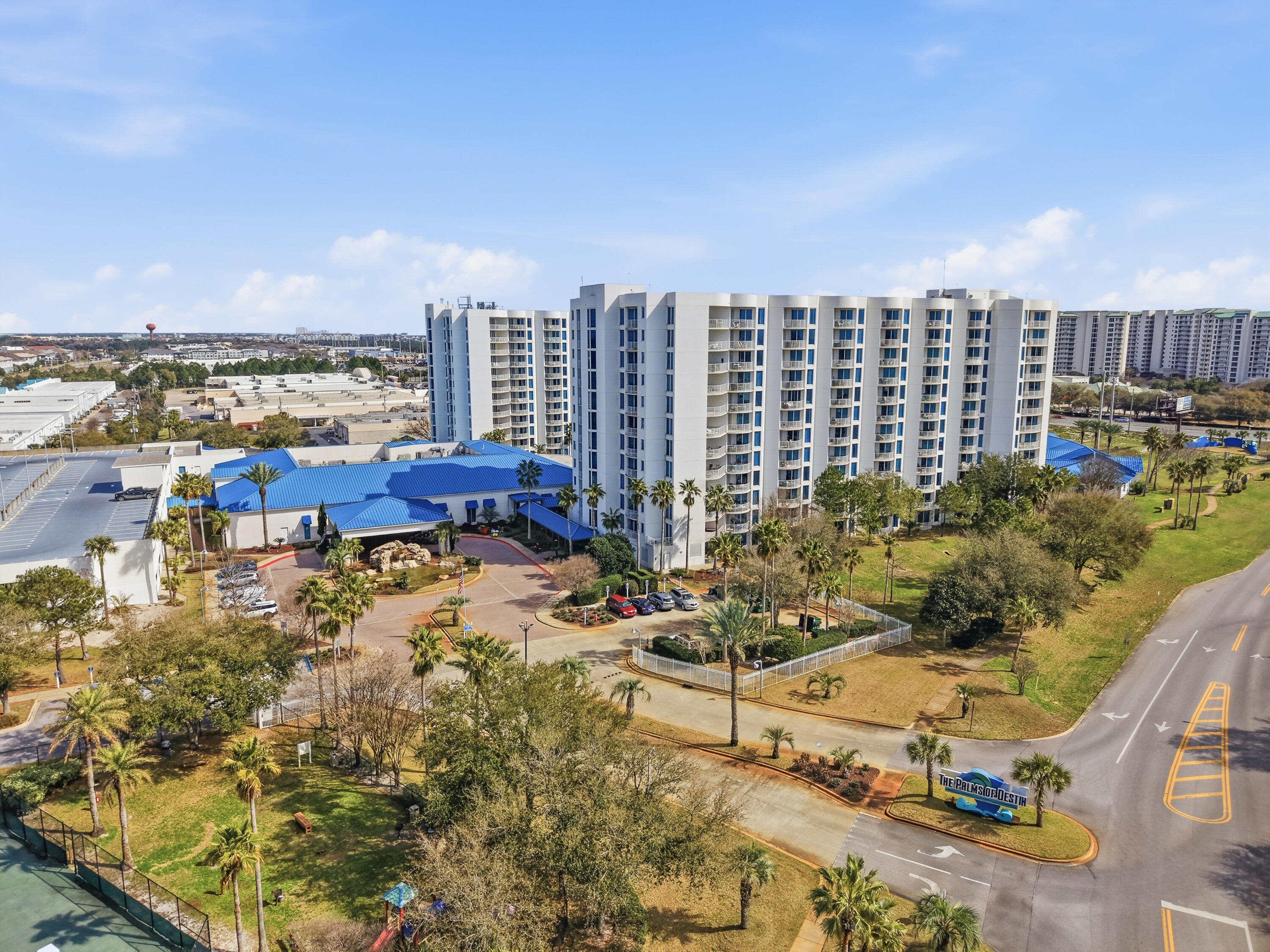 THE PALMS OF DESTIN - Residential
