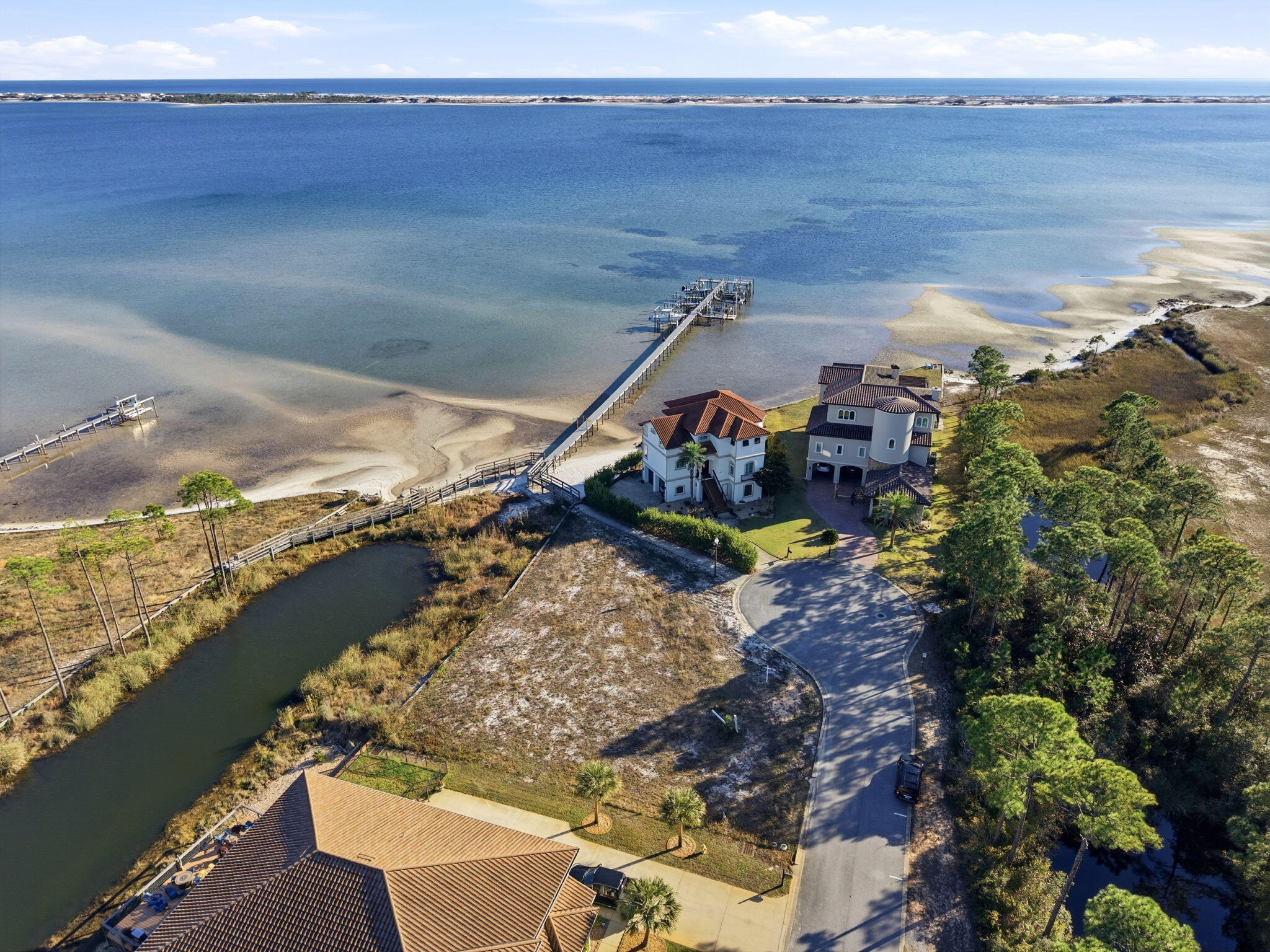 PALMETTO LAKE PRESERVE - Land