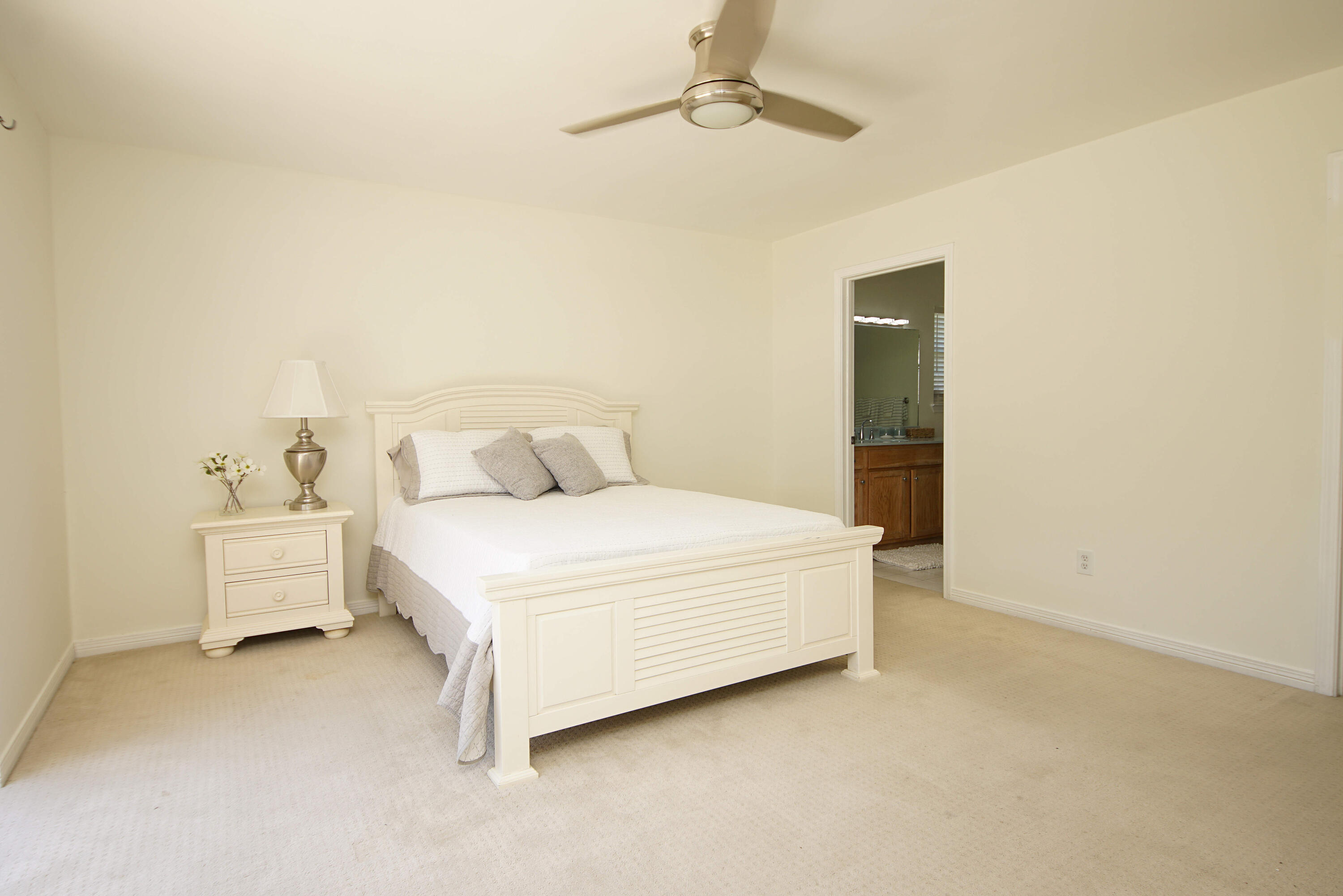 EMERALD ESTATES - Residential