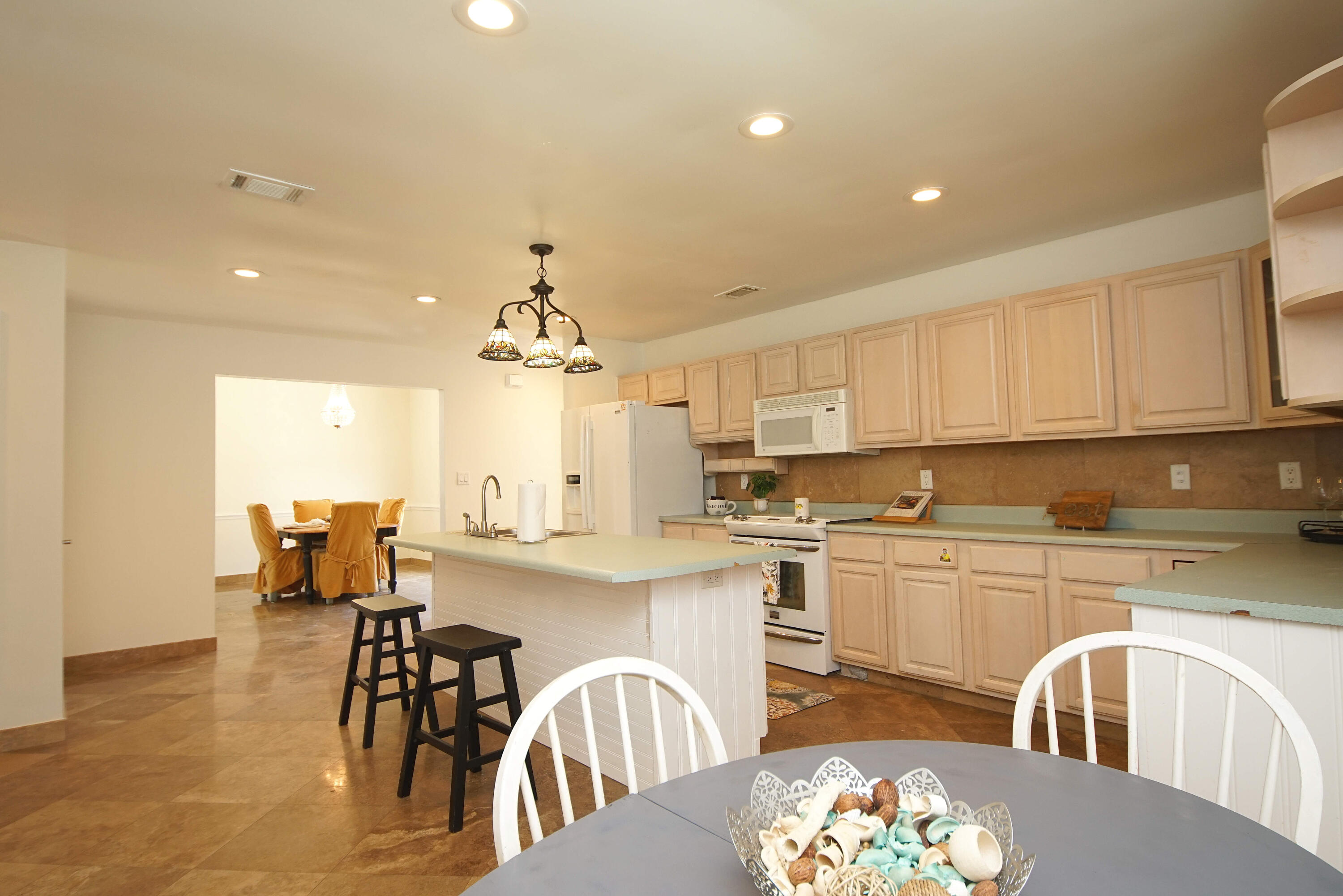 EMERALD ESTATES - Residential