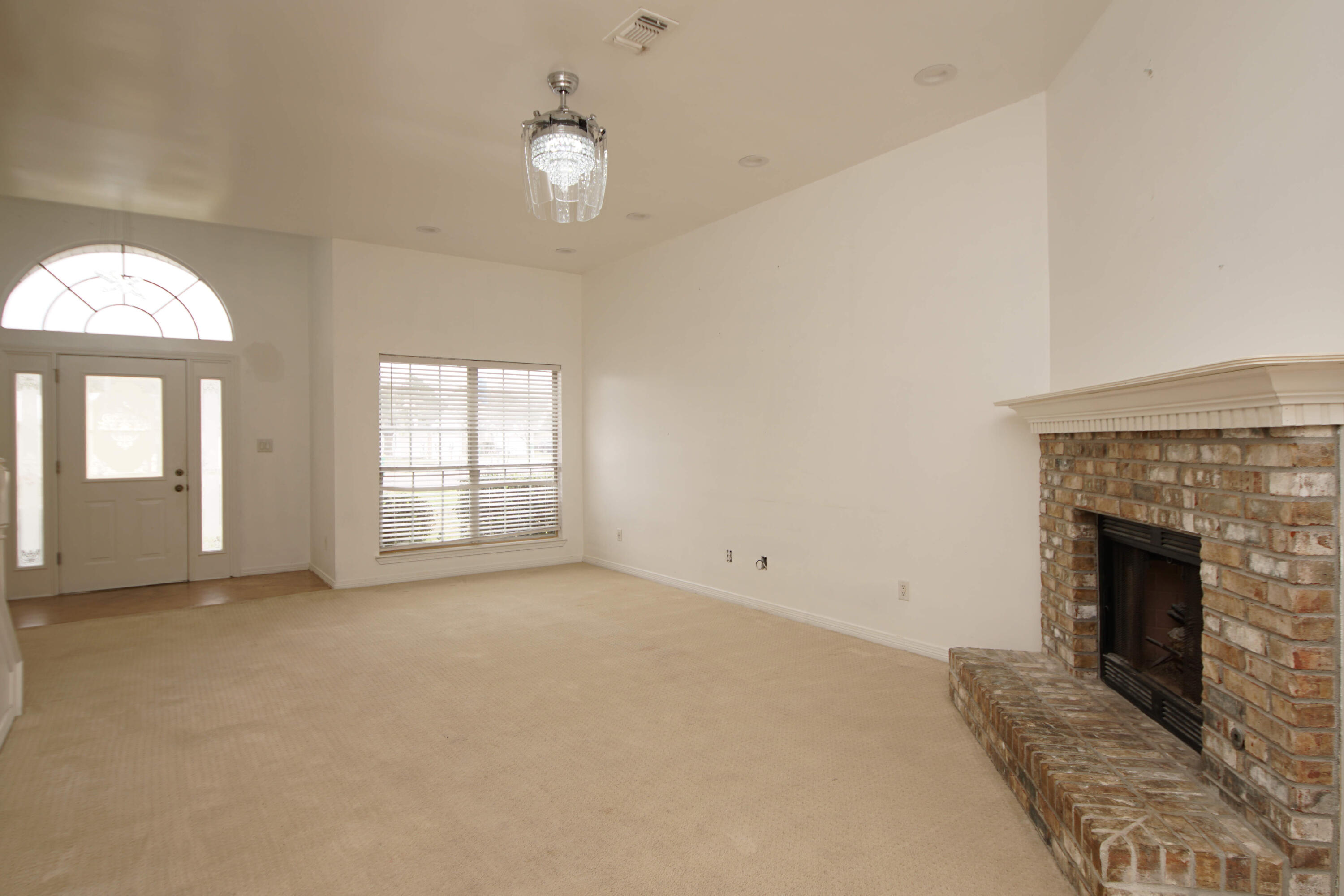 EMERALD ESTATES - Residential