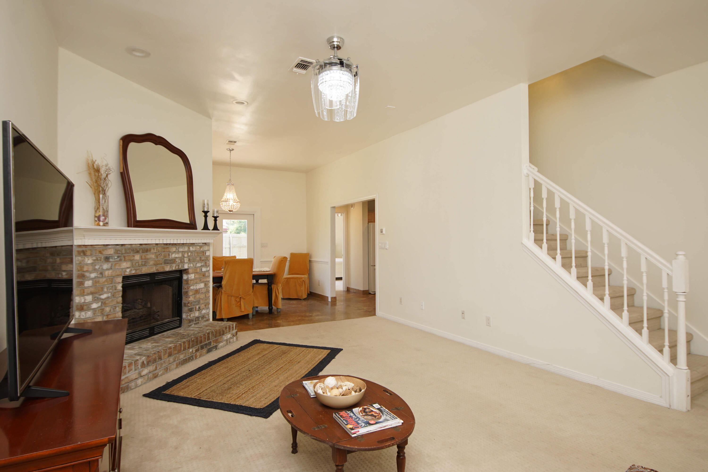 EMERALD ESTATES - Residential