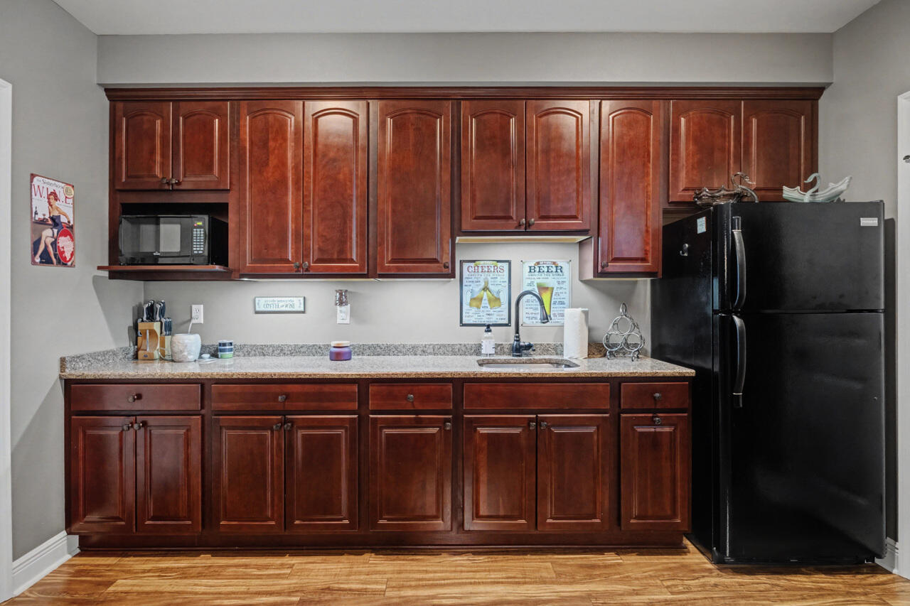 HAWK'S LANDING - Residential