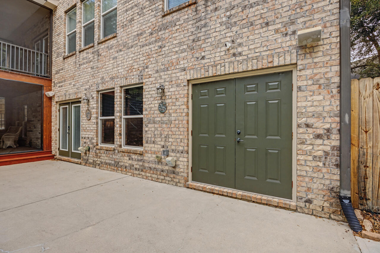 HAWK'S LANDING - Residential