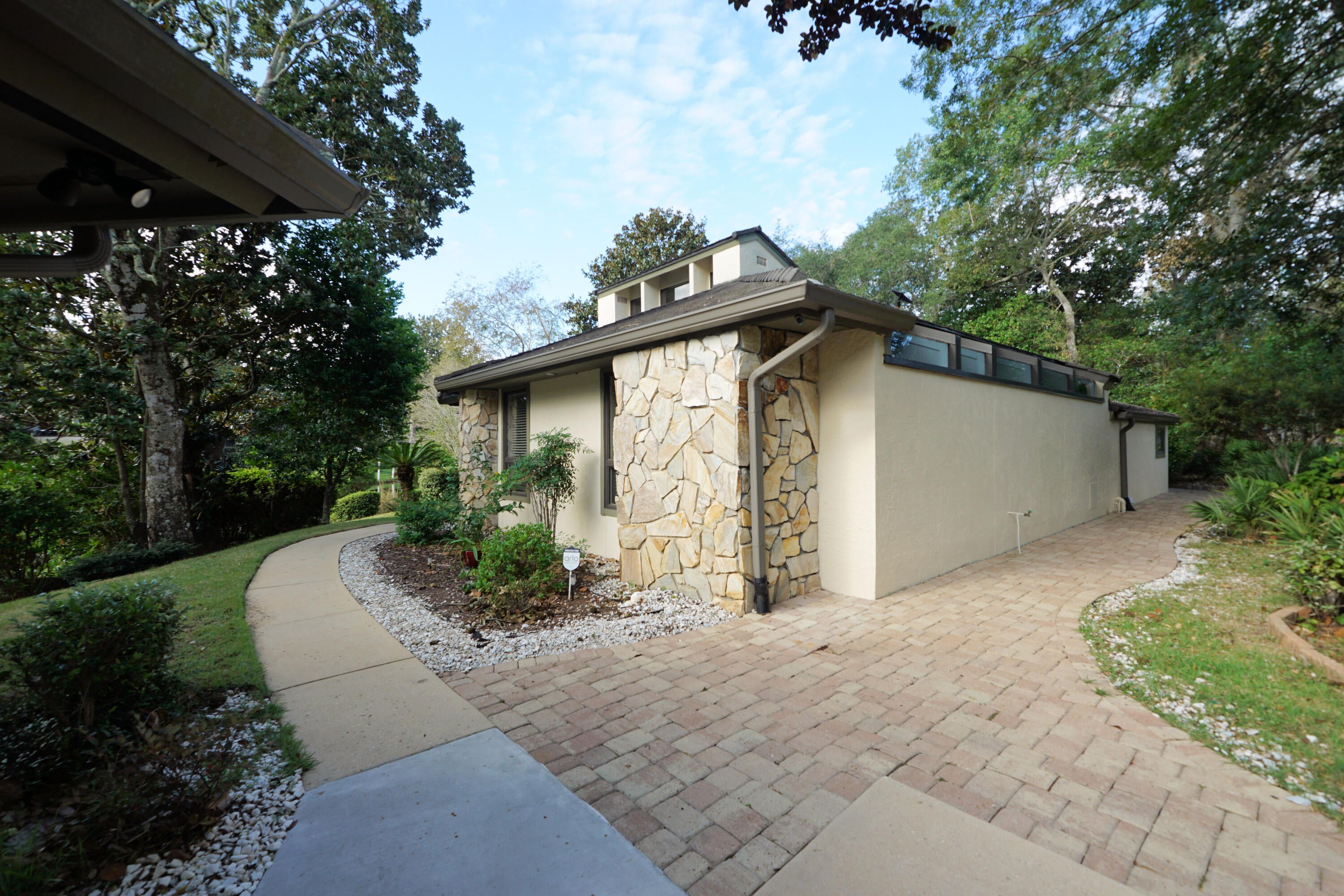 24 Balmoral Drive