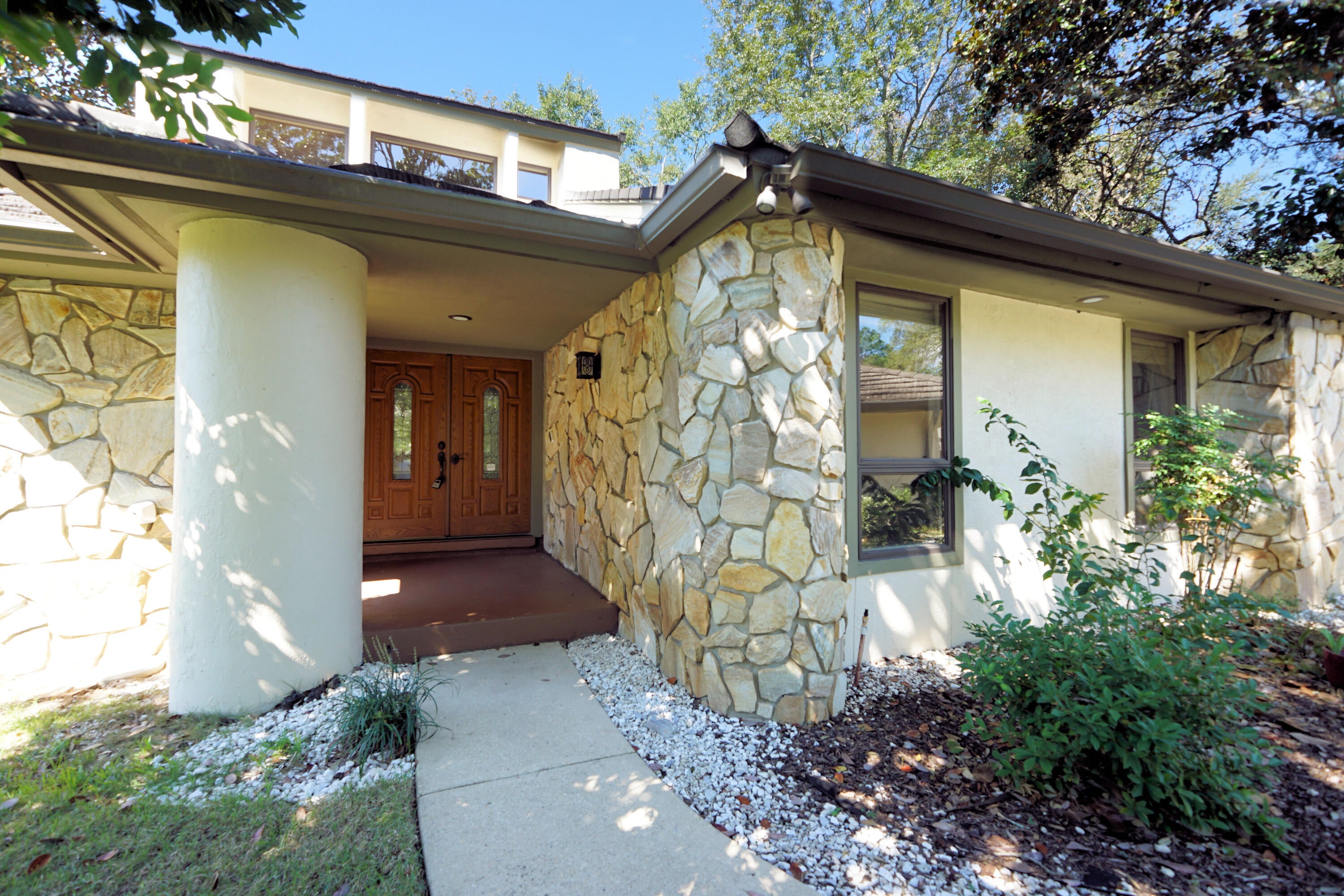24 Balmoral Drive