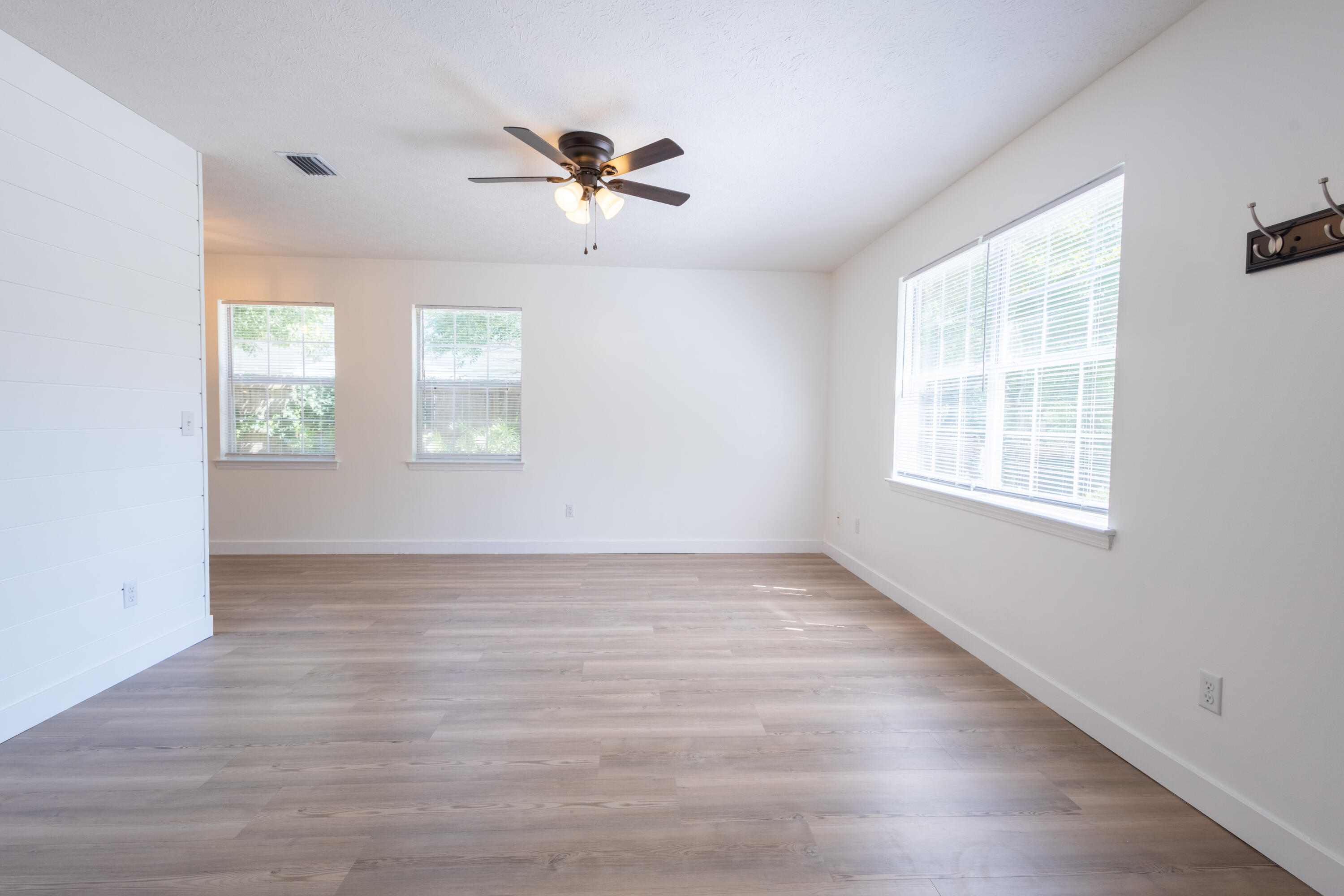 MIRAMAR HEIGHTS - Residential