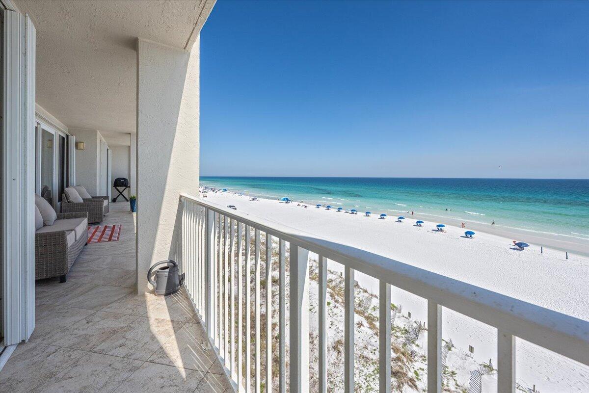 Compass Rose - Residential