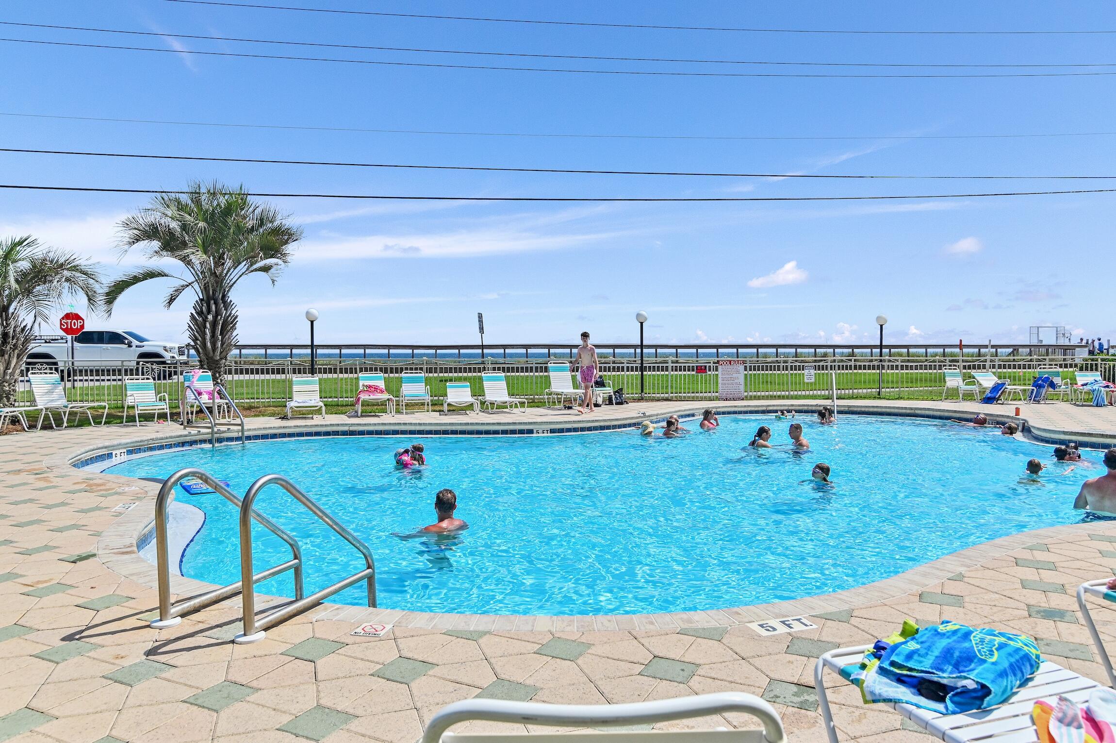 MARAVILLA CONDO 1 - Residential