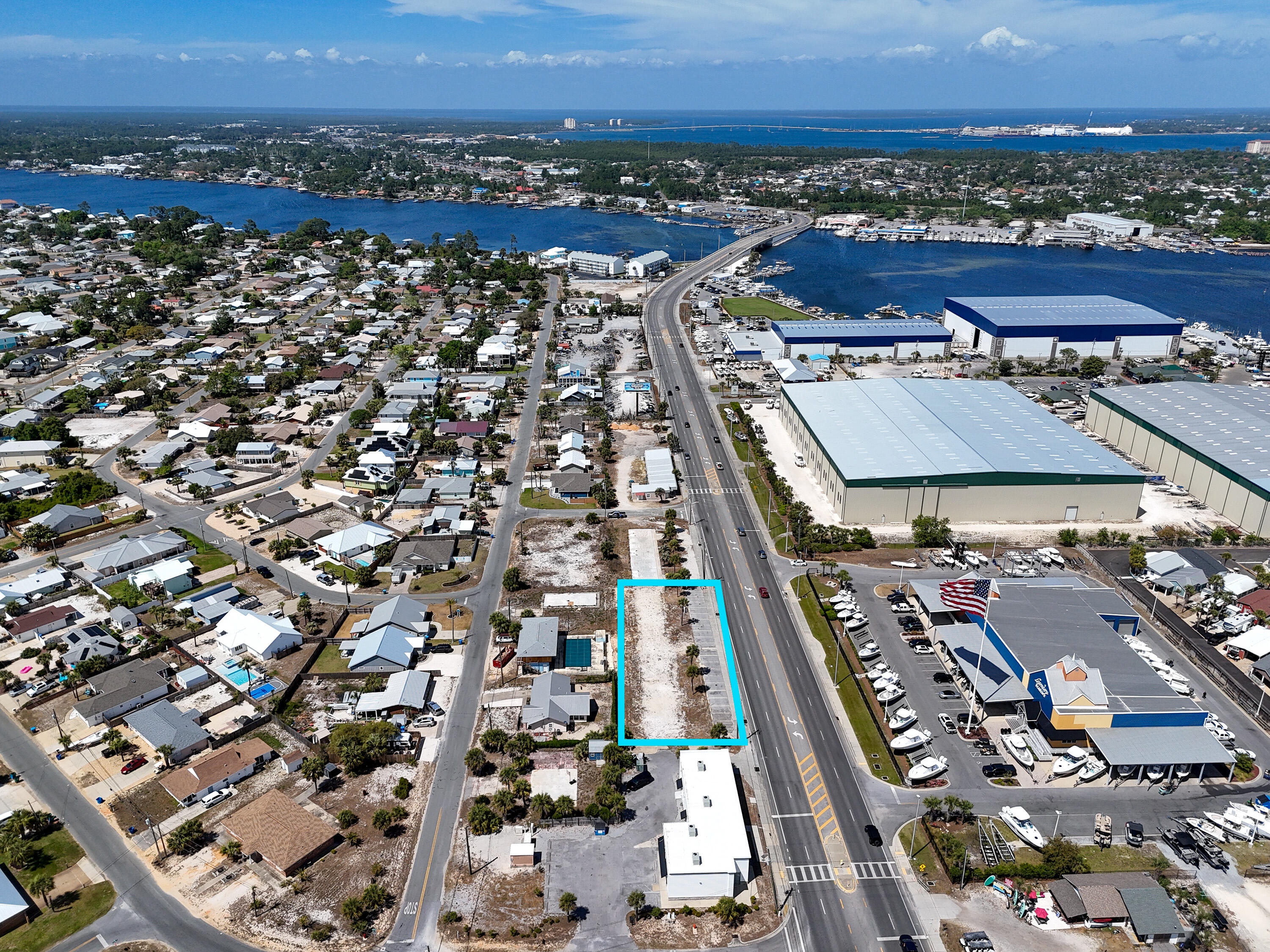 NO RECORDED SUBDIVISION - Land