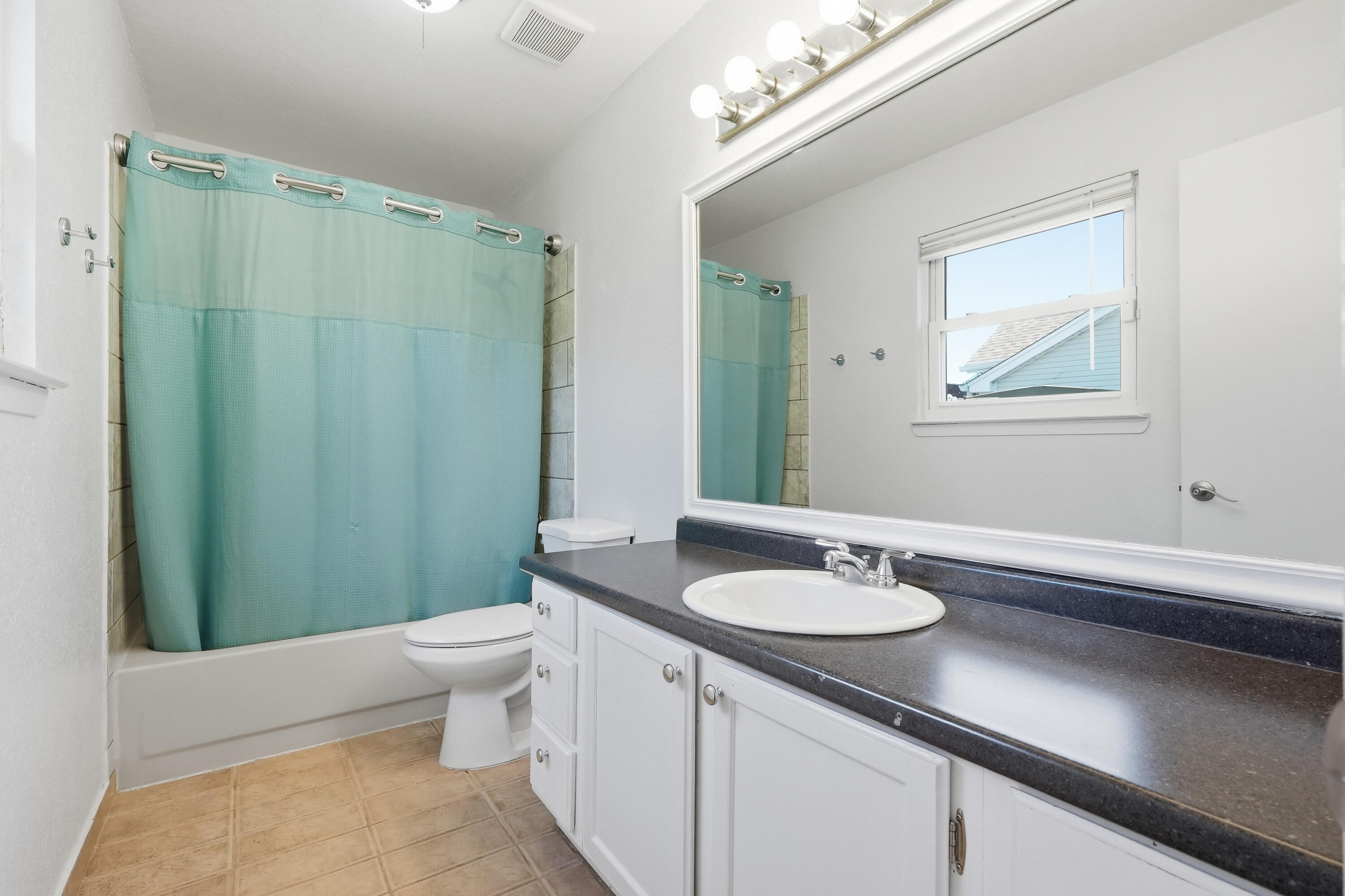 CANTERBURY WOODS - Residential