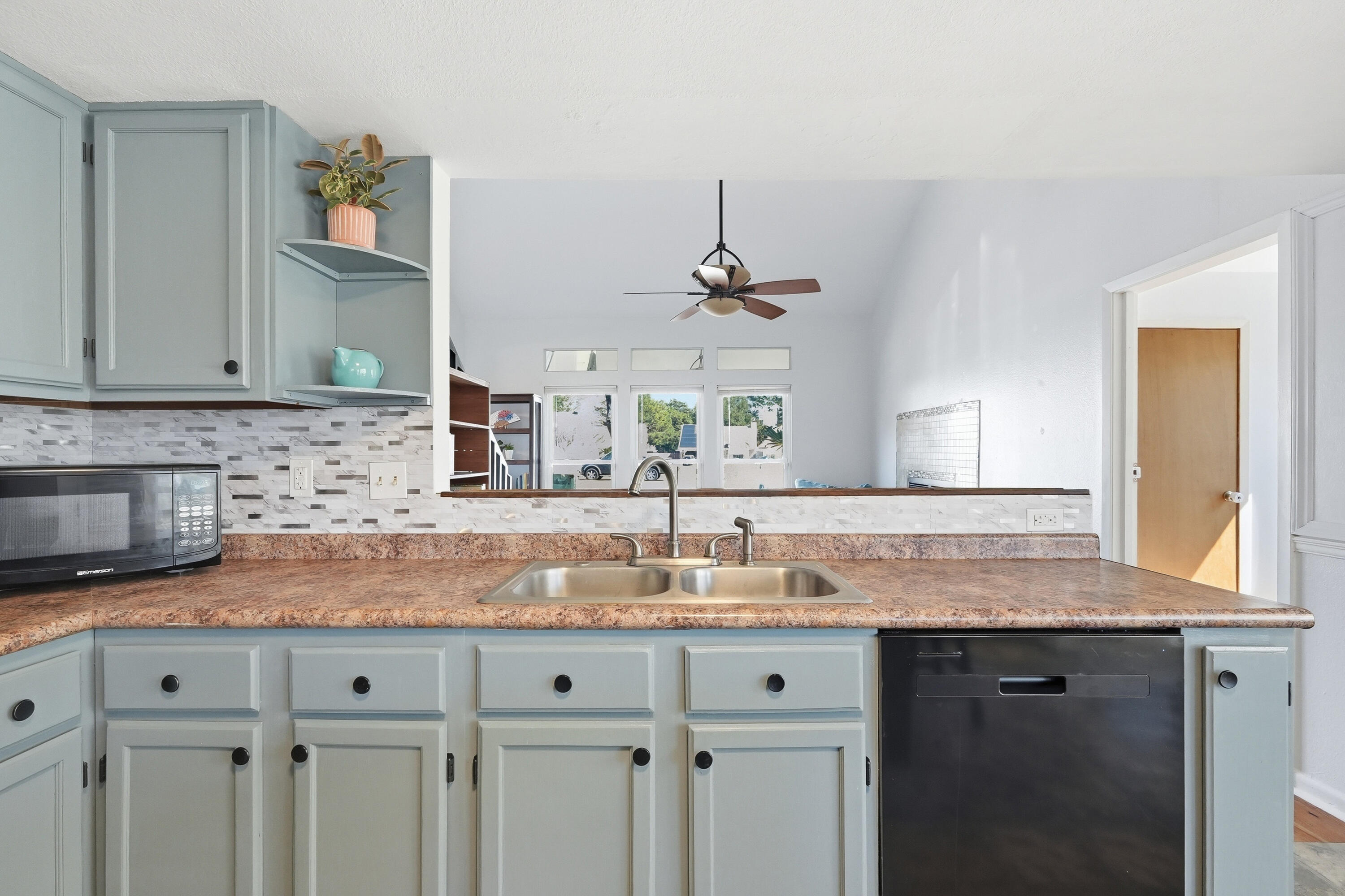 CANTERBURY WOODS - Residential