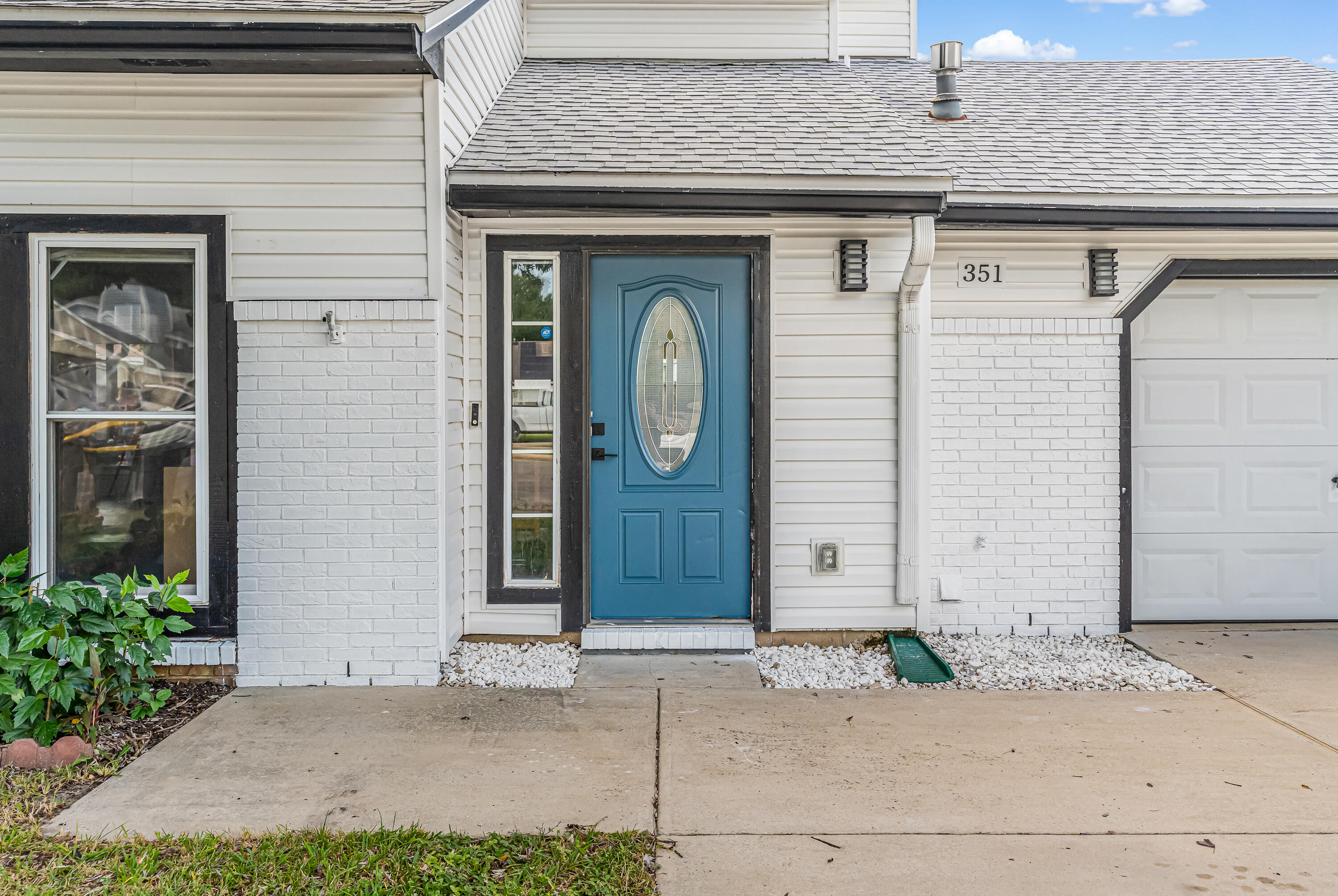 CANTERBURY WOODS - Residential