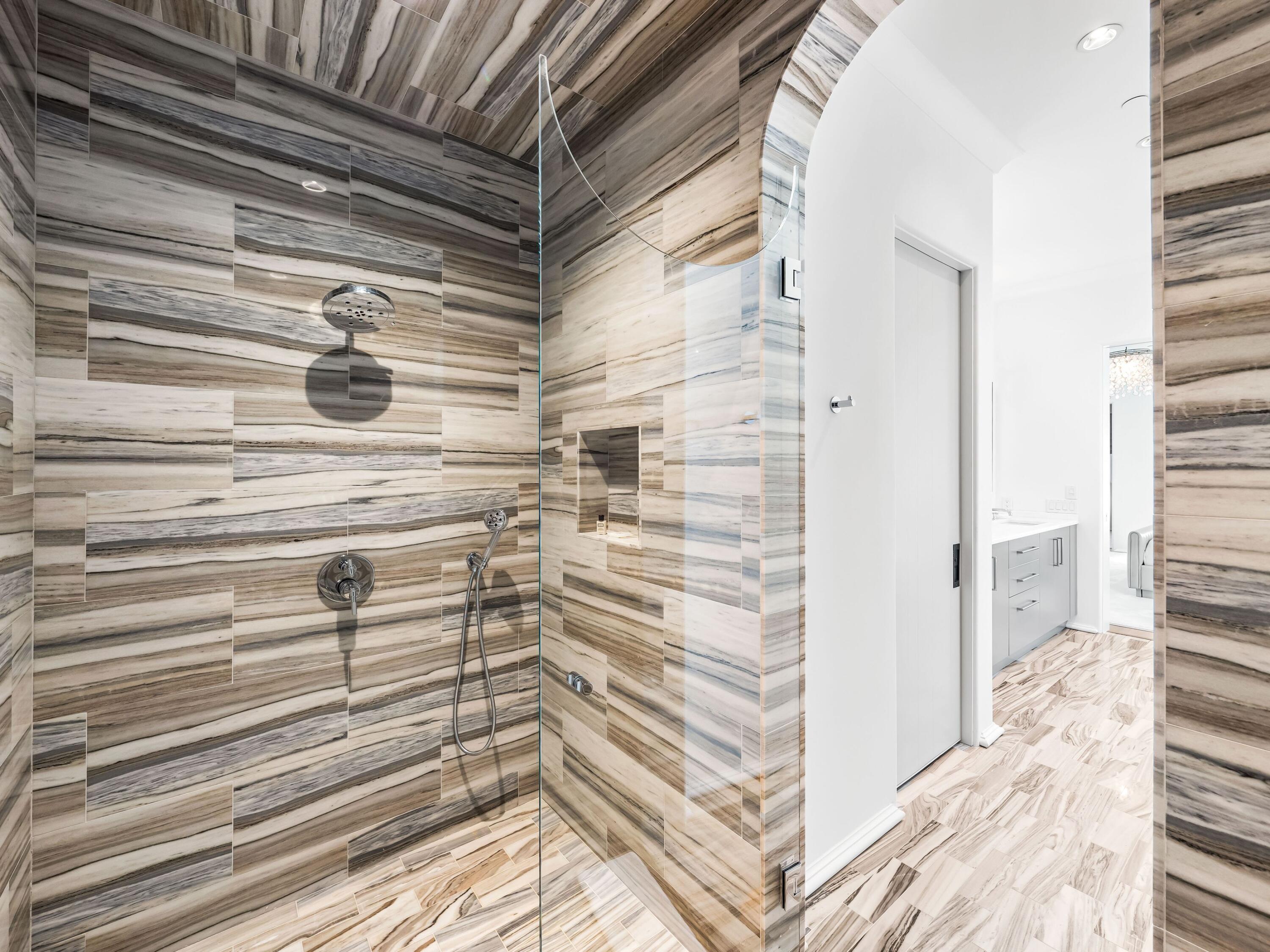 ELYSEE now SANTIMO BEACH - Residential