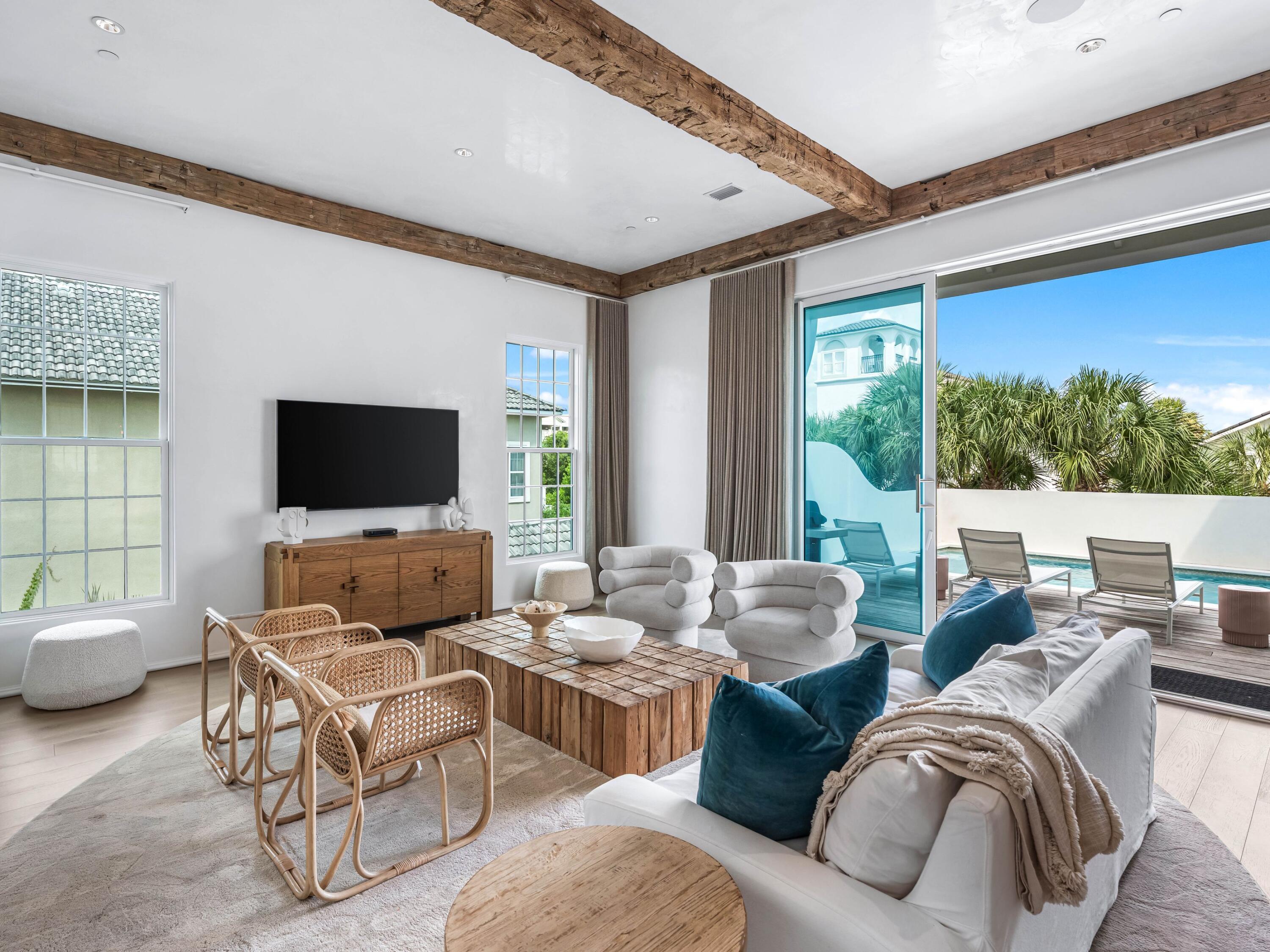 ELYSEE now SANTIMO BEACH - Residential