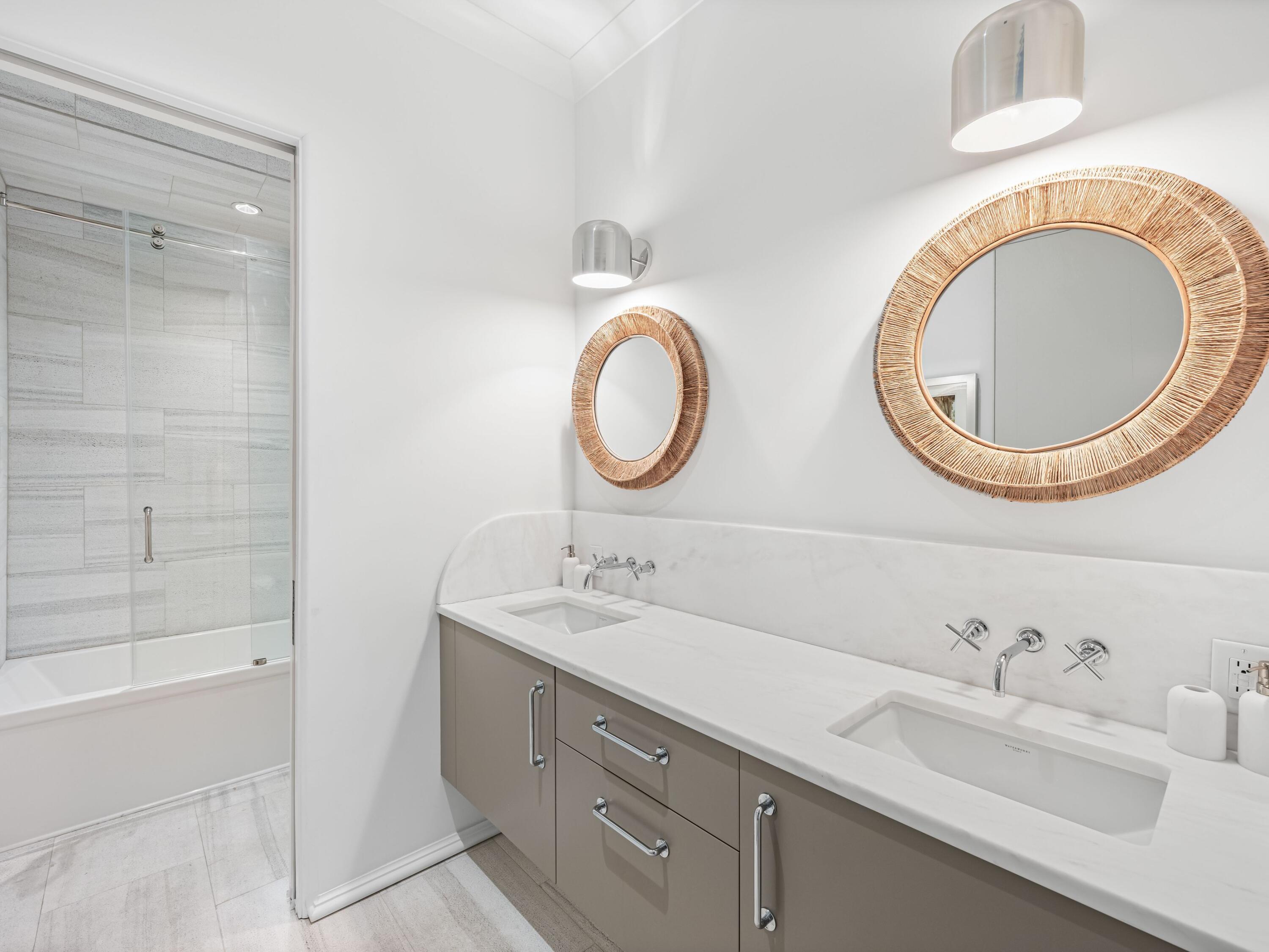 ELYSEE now SANTIMO BEACH - Residential