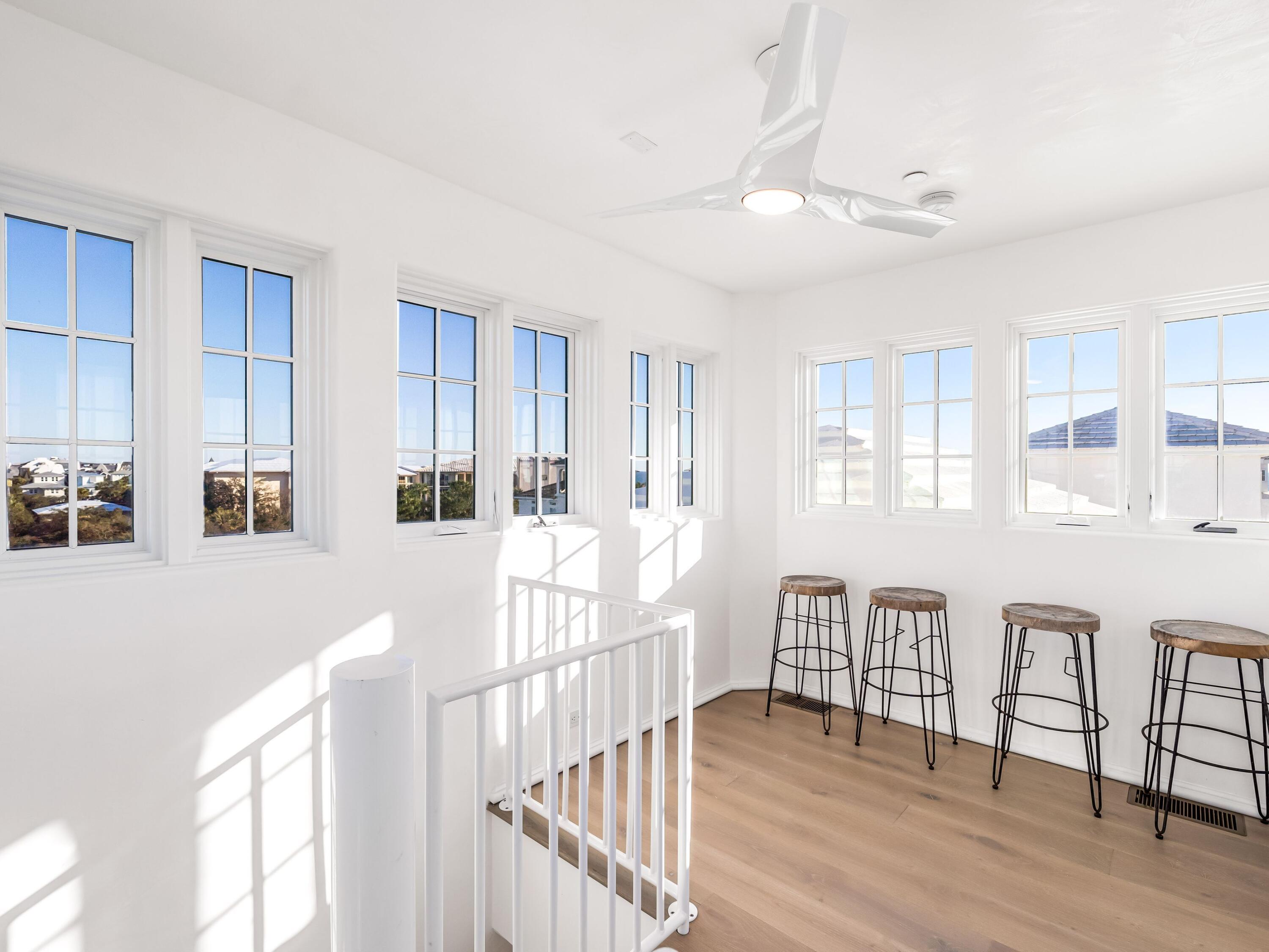 ELYSEE now SANTIMO BEACH - Residential