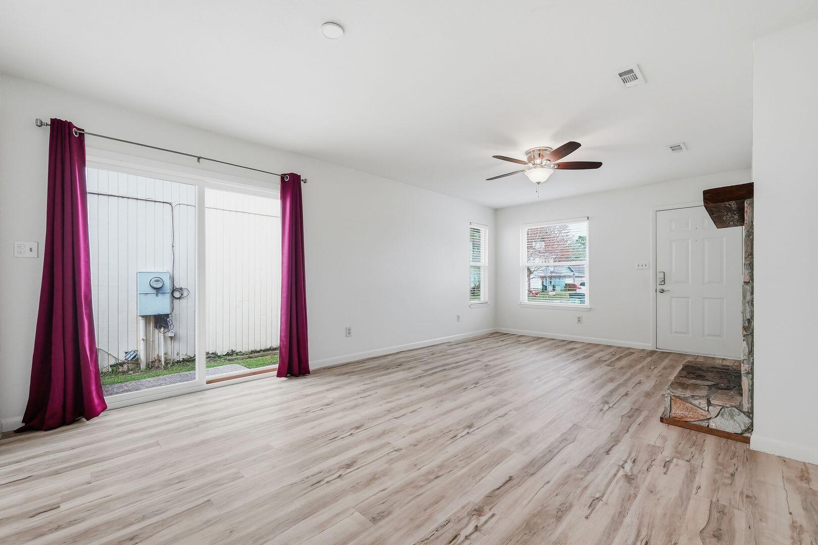 KELLY HILL ESTATES - Residential Lease