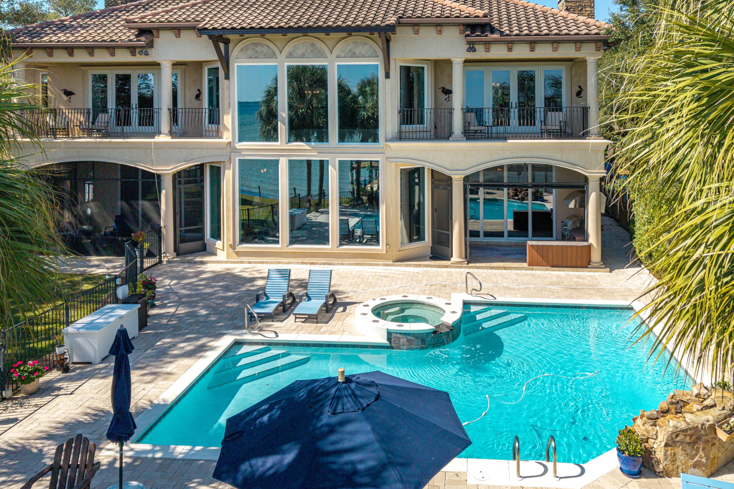 LAKE LORRAINE ESTATES - Residential