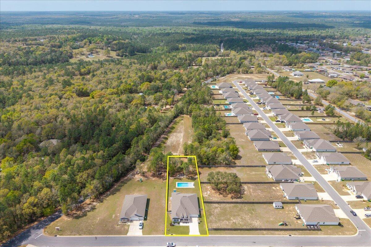 HILLWOOD ESTATES. - Residential