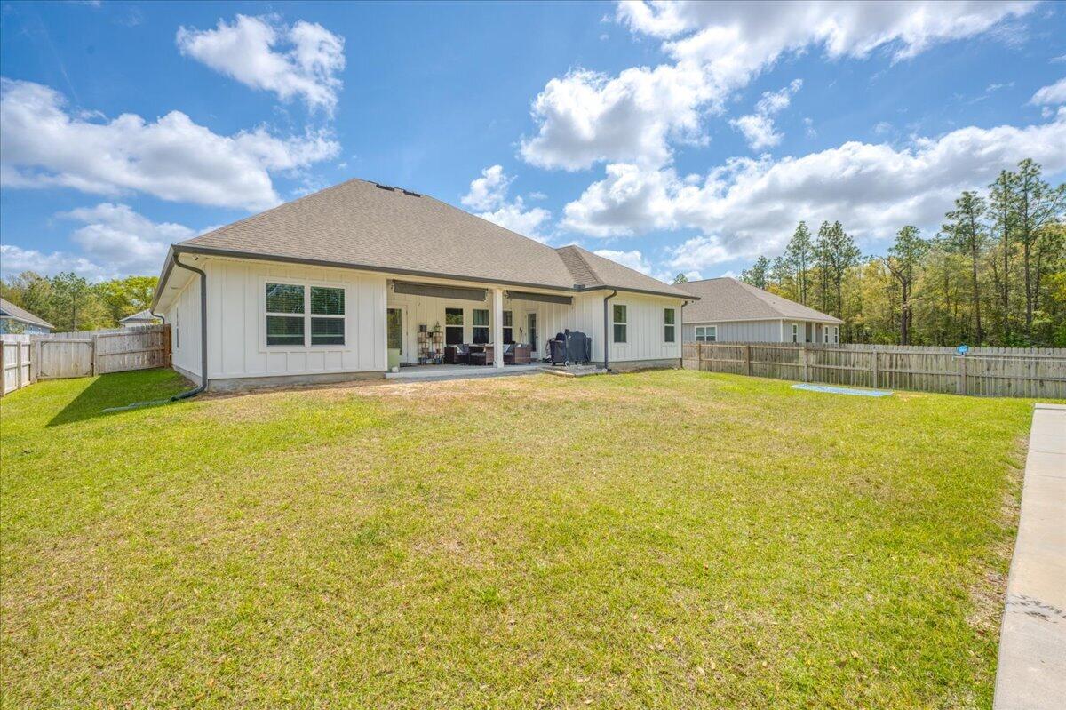 HILLWOOD ESTATES. - Residential