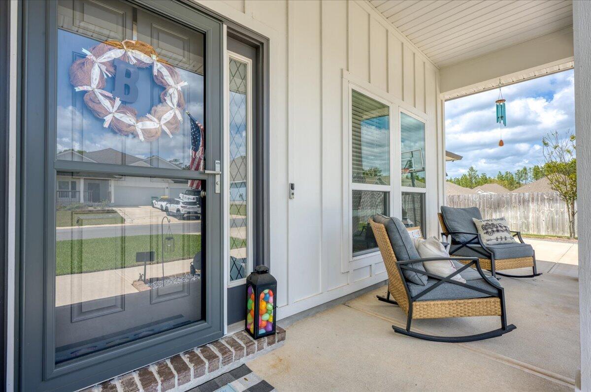 HILLWOOD ESTATES. - Residential