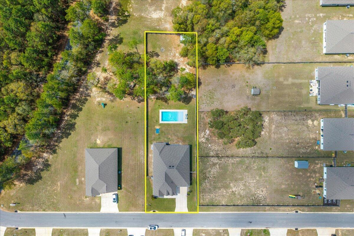 HILLWOOD ESTATES. - Residential